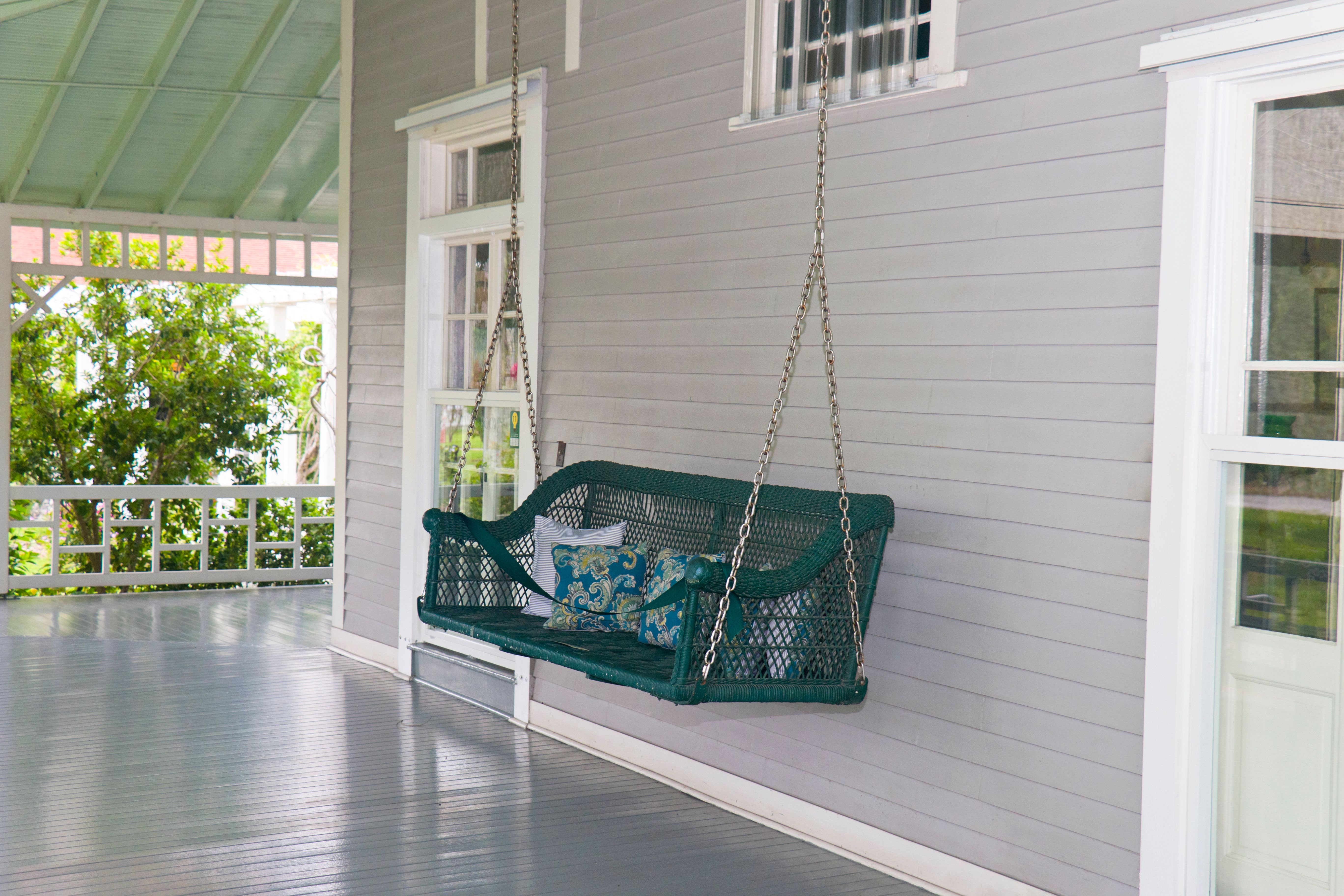 porch swing