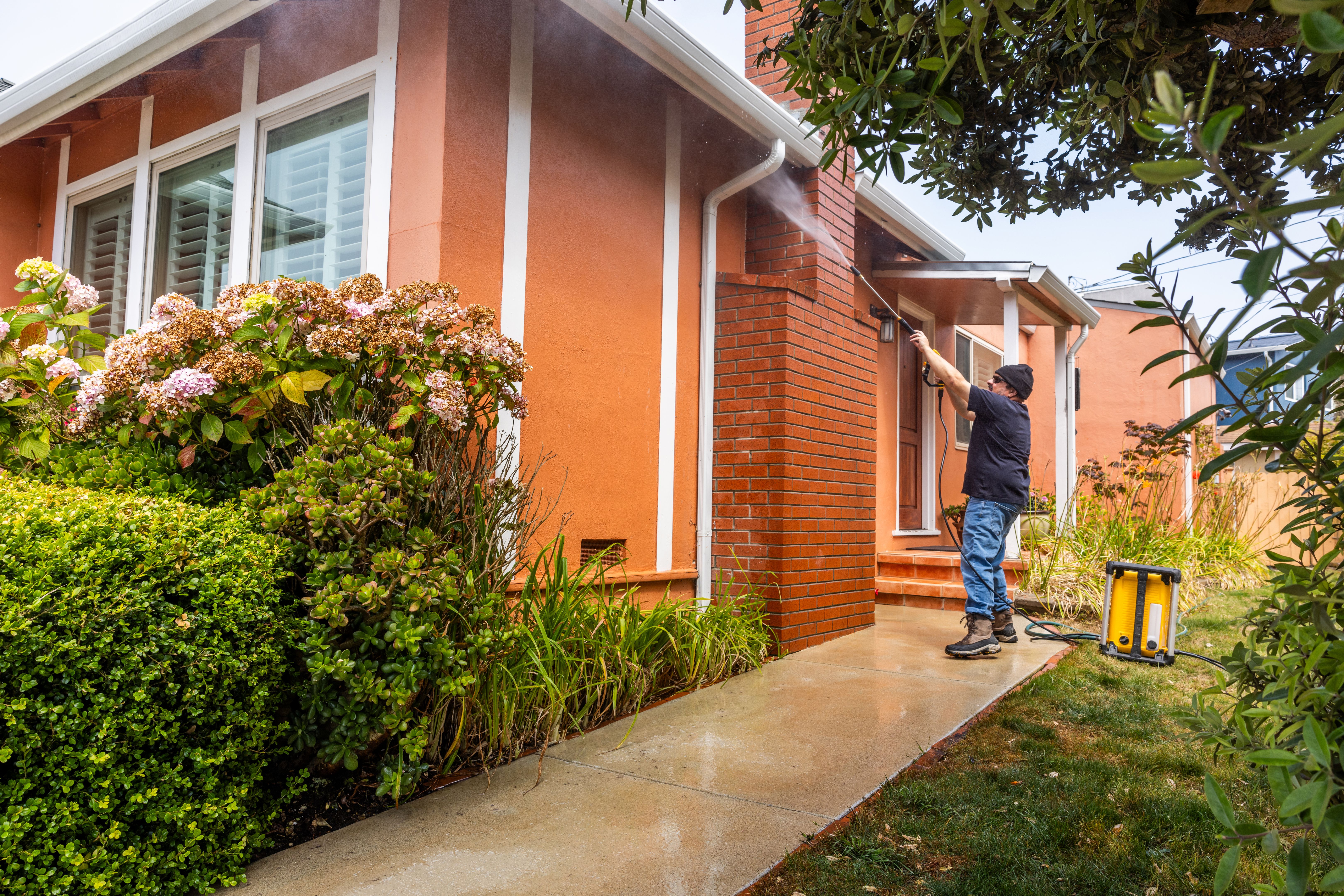 power washing home