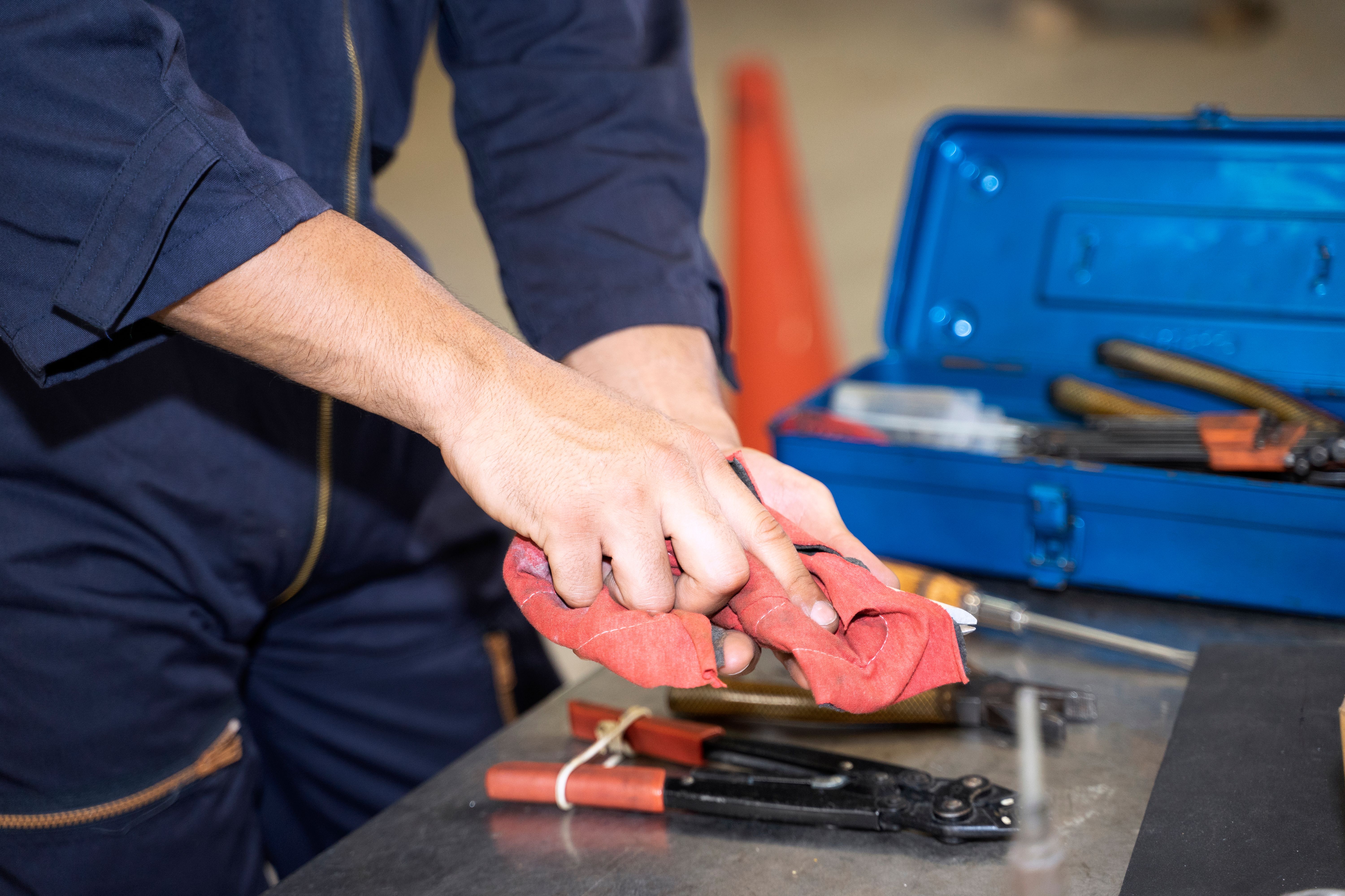 professional cleaning tools