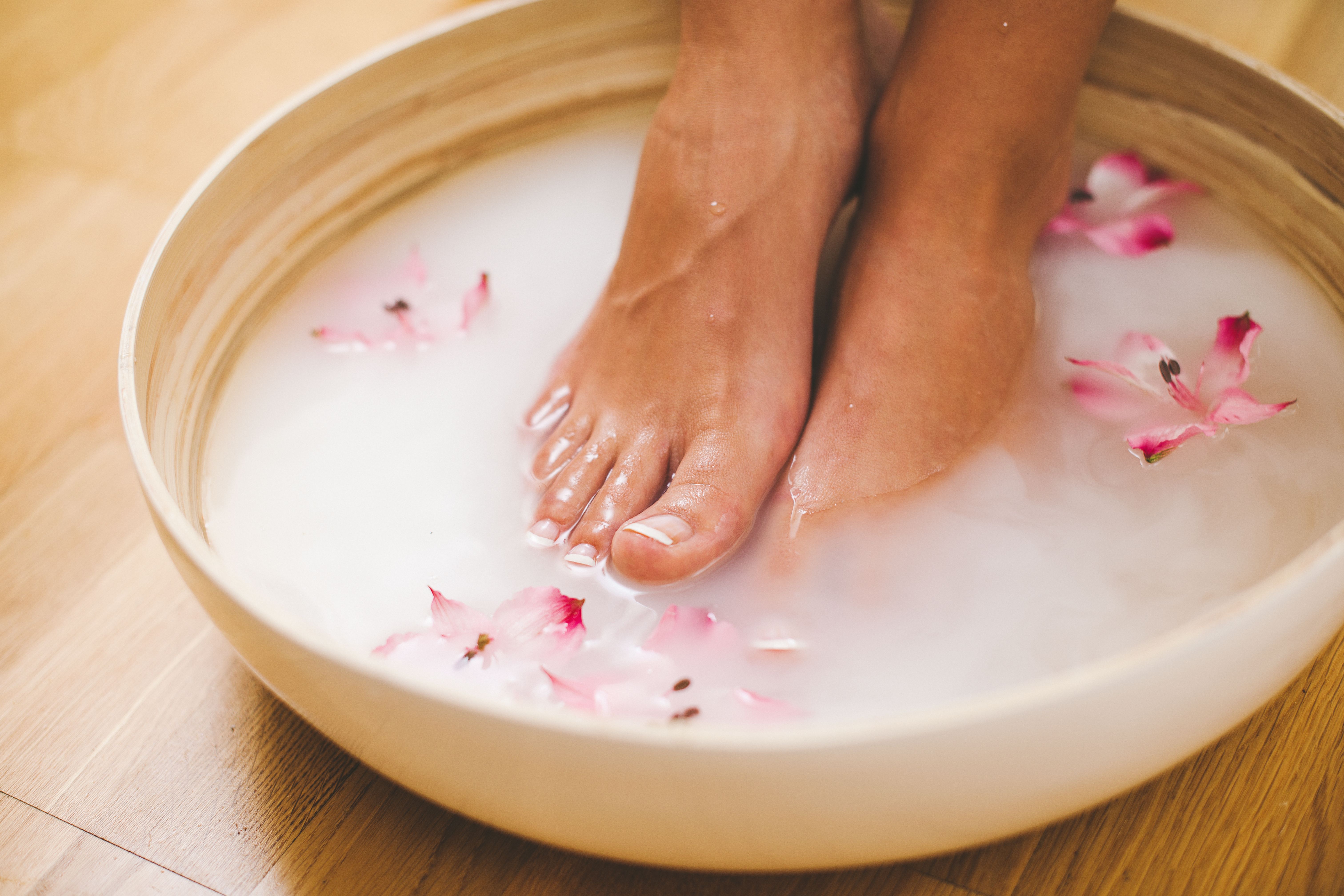relaxing foot spa