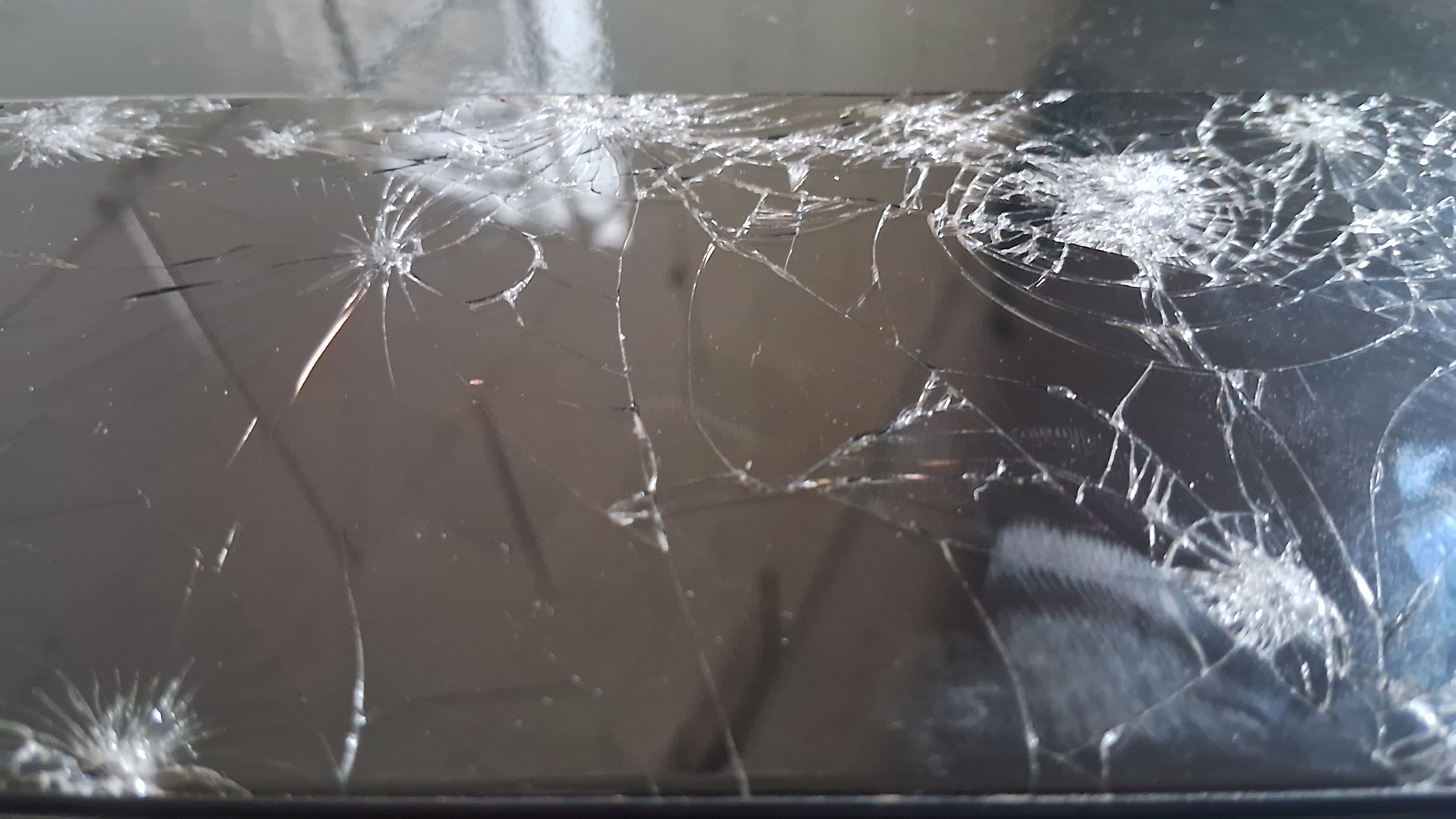 cracked phone screen