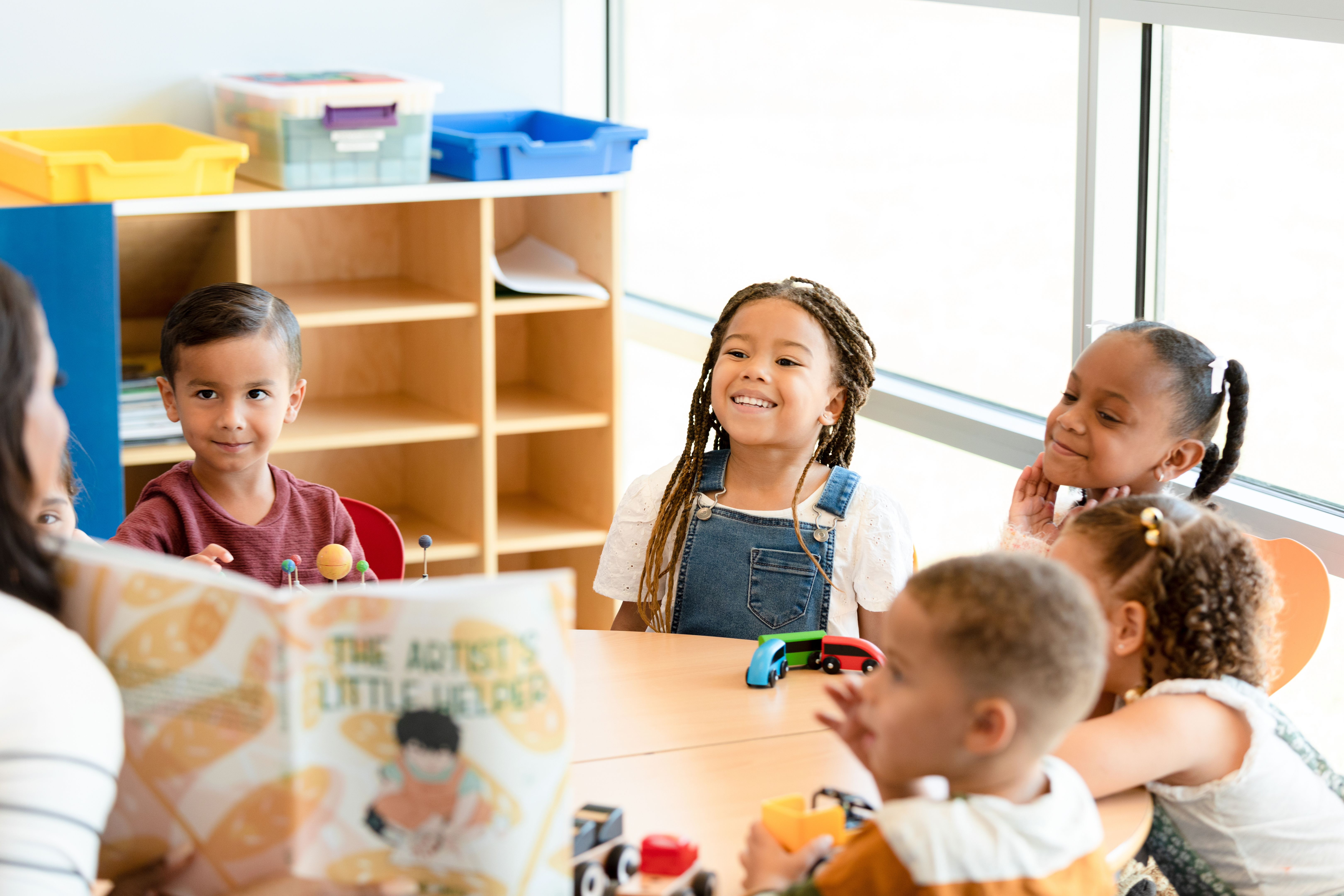 children discussing books