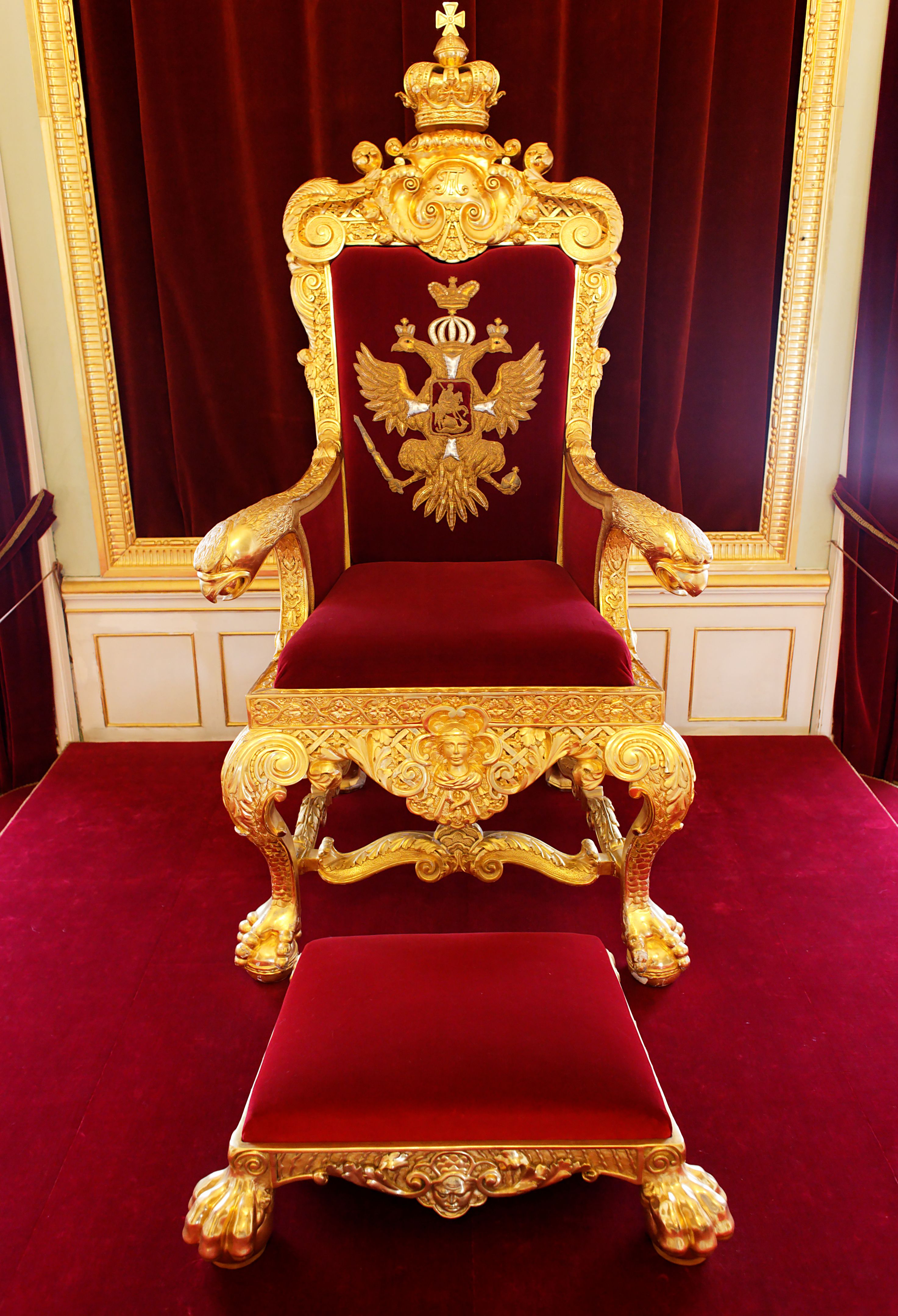 average throne clothing