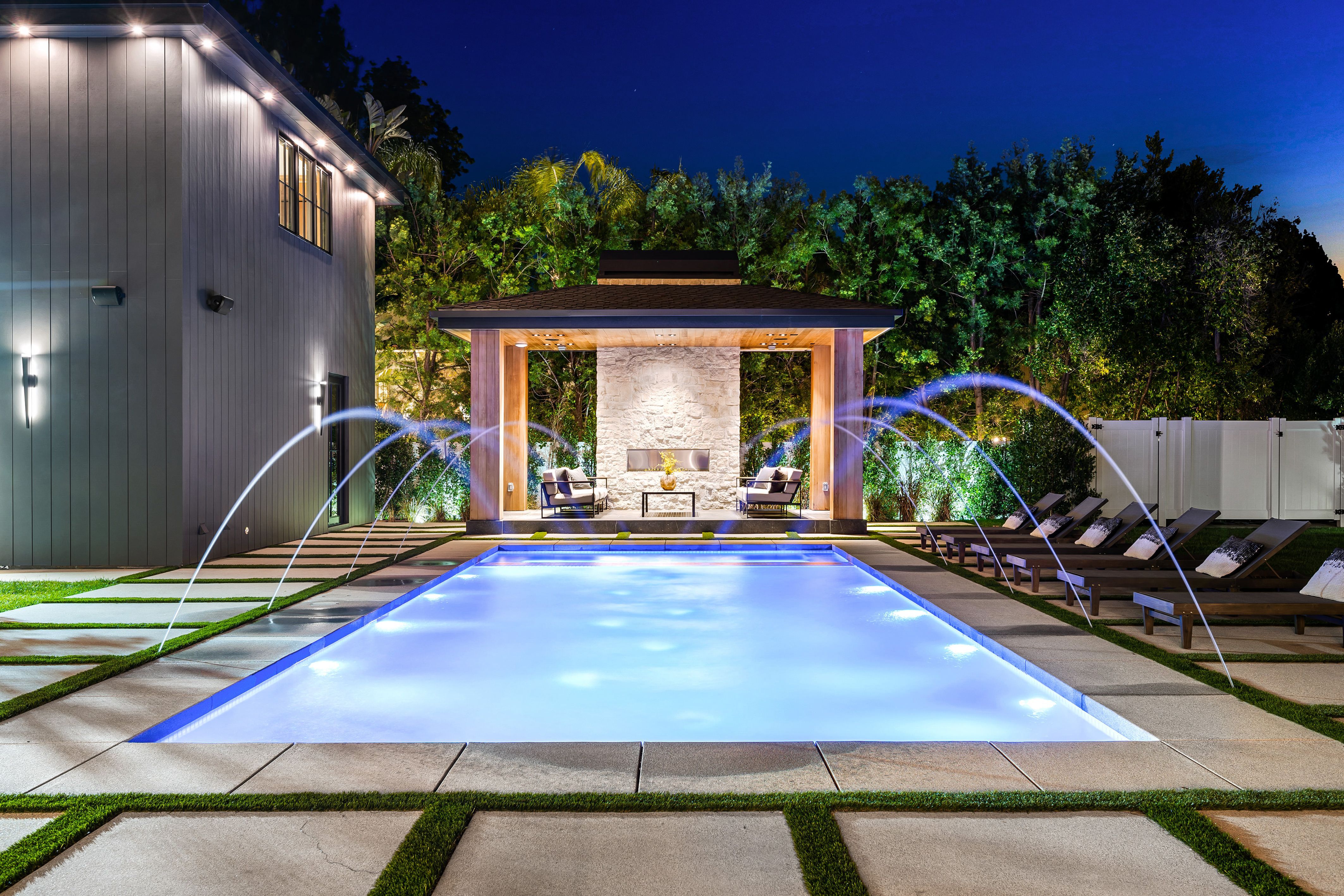pool landscaping