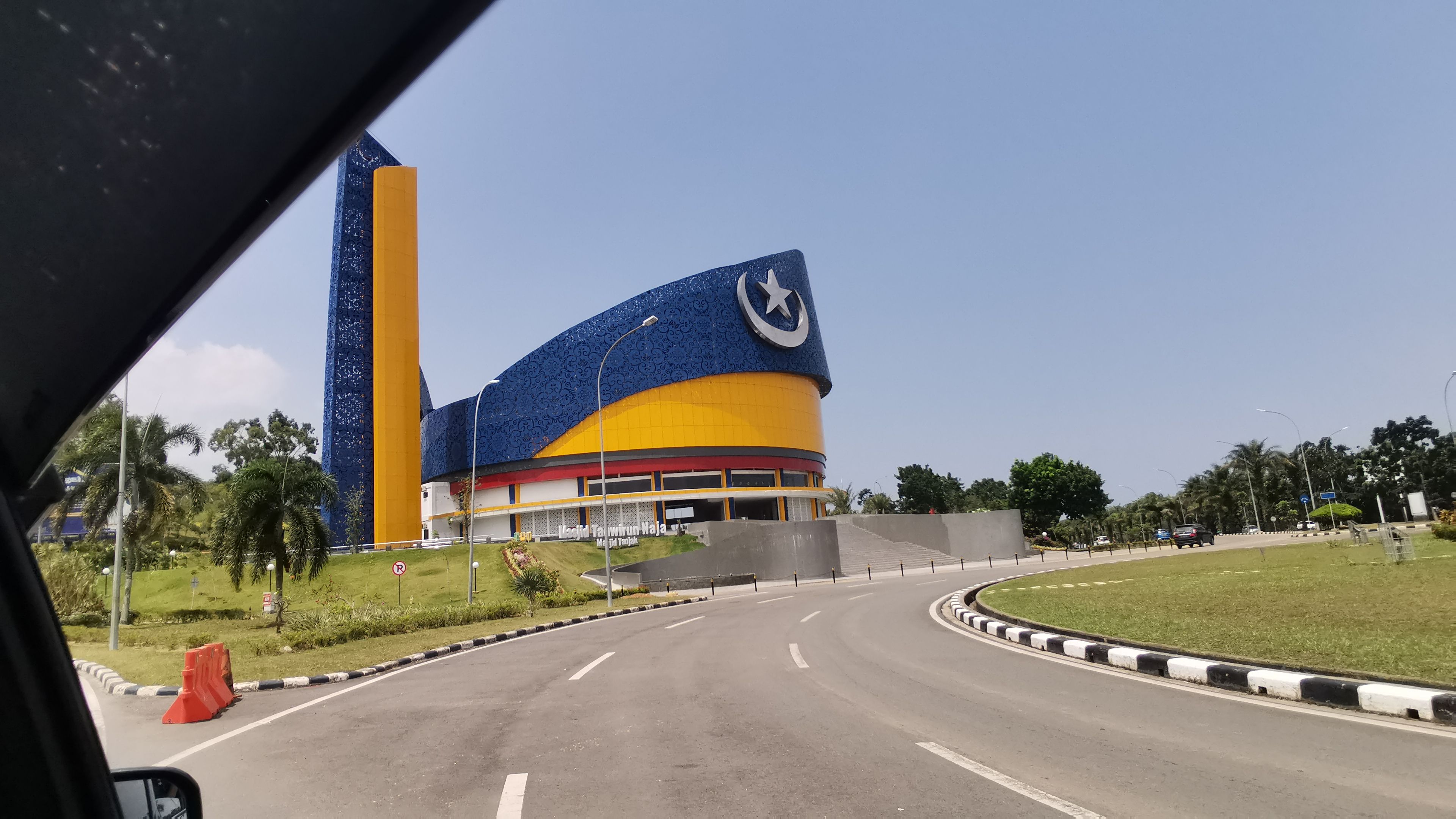 batam driving safety