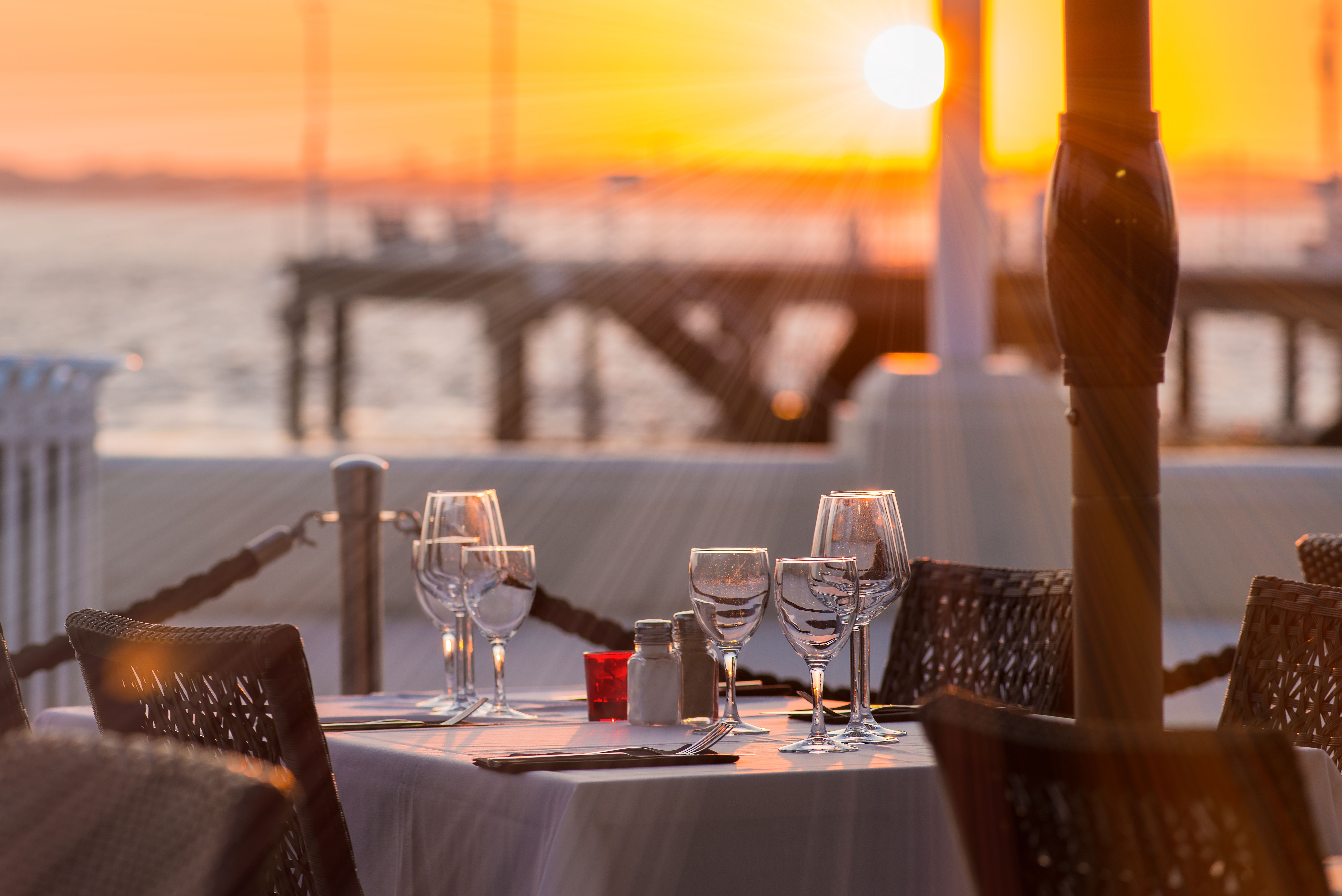 waterfront dining