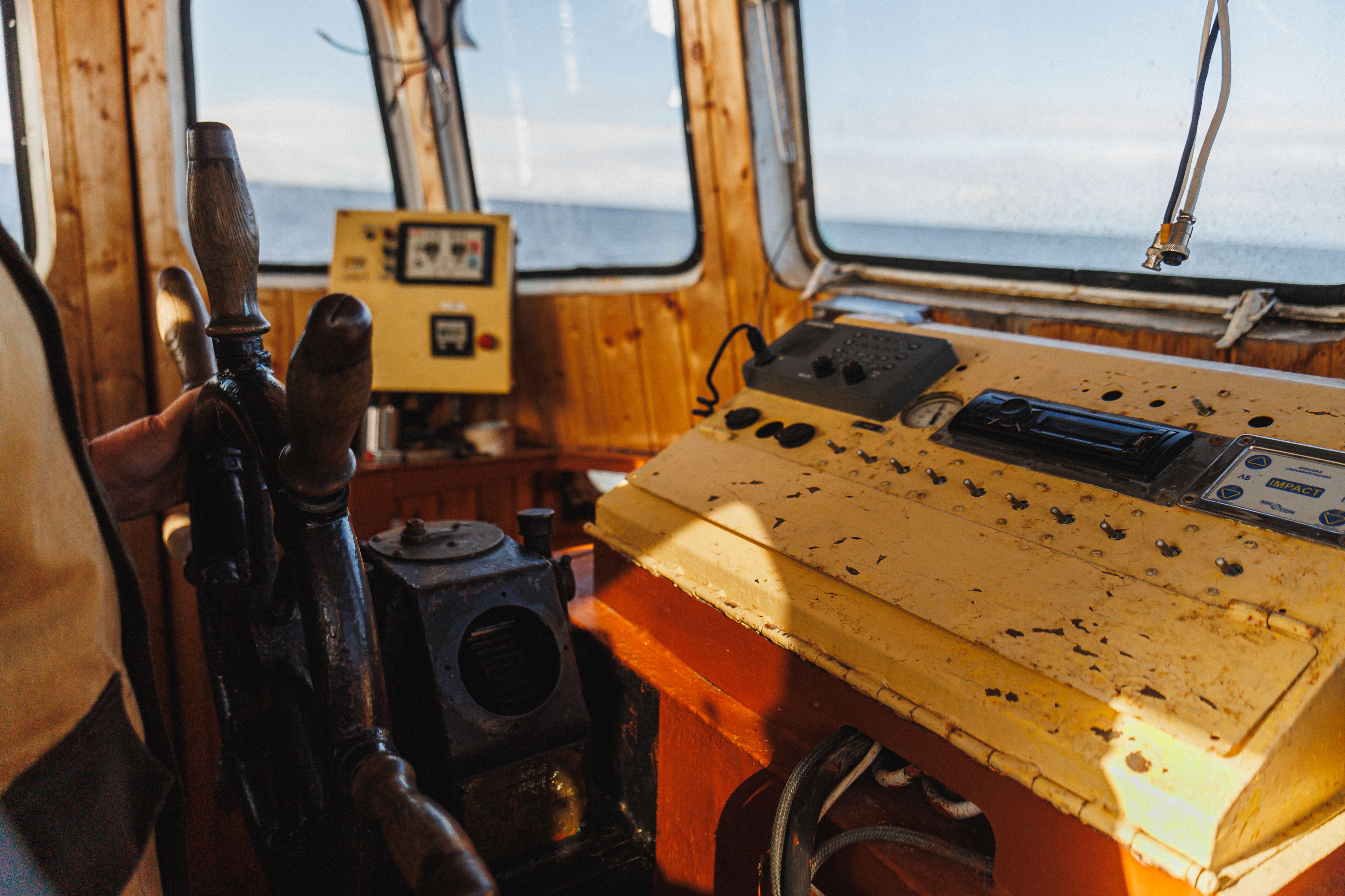 professional boat detailing