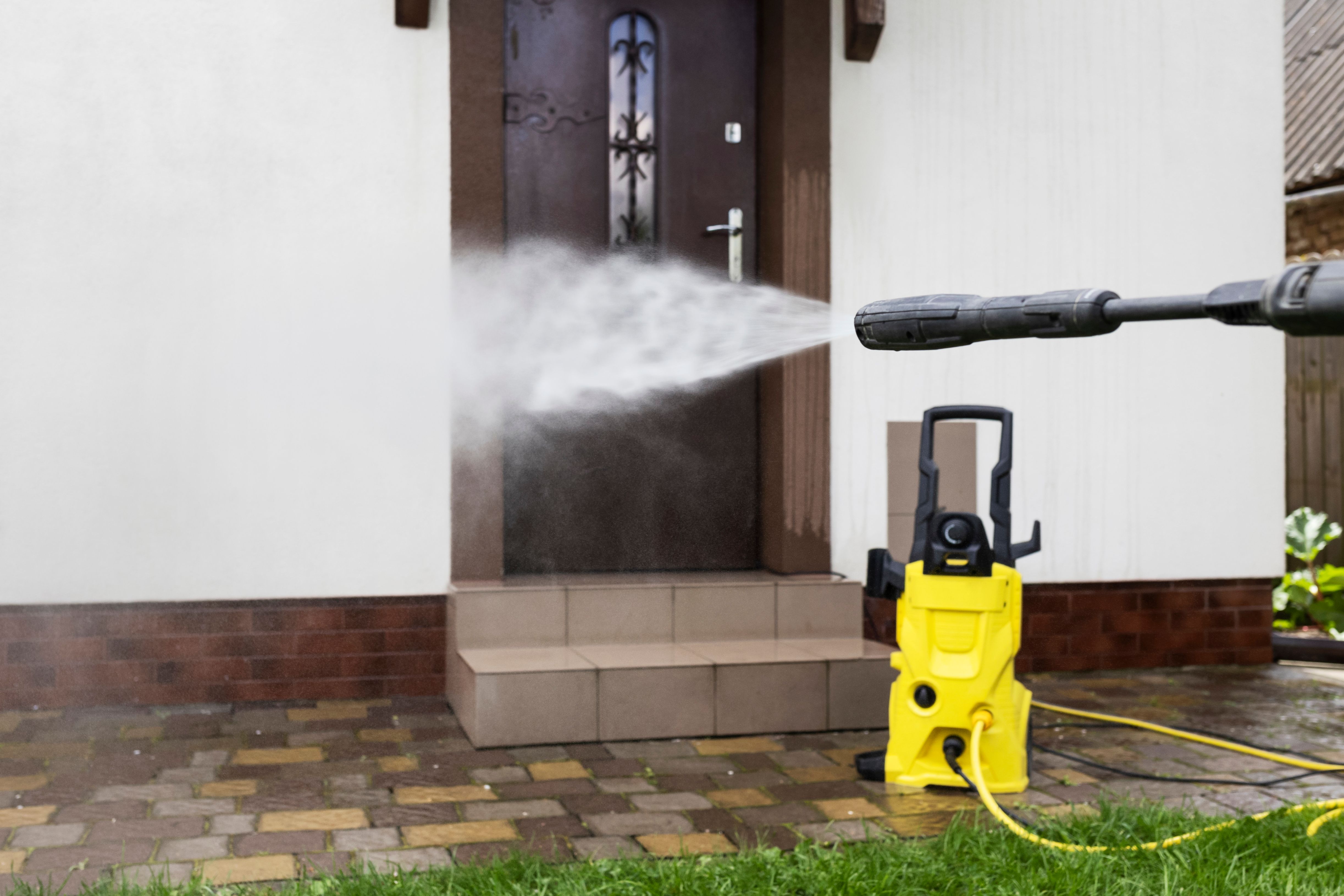 facade cleaning techniques