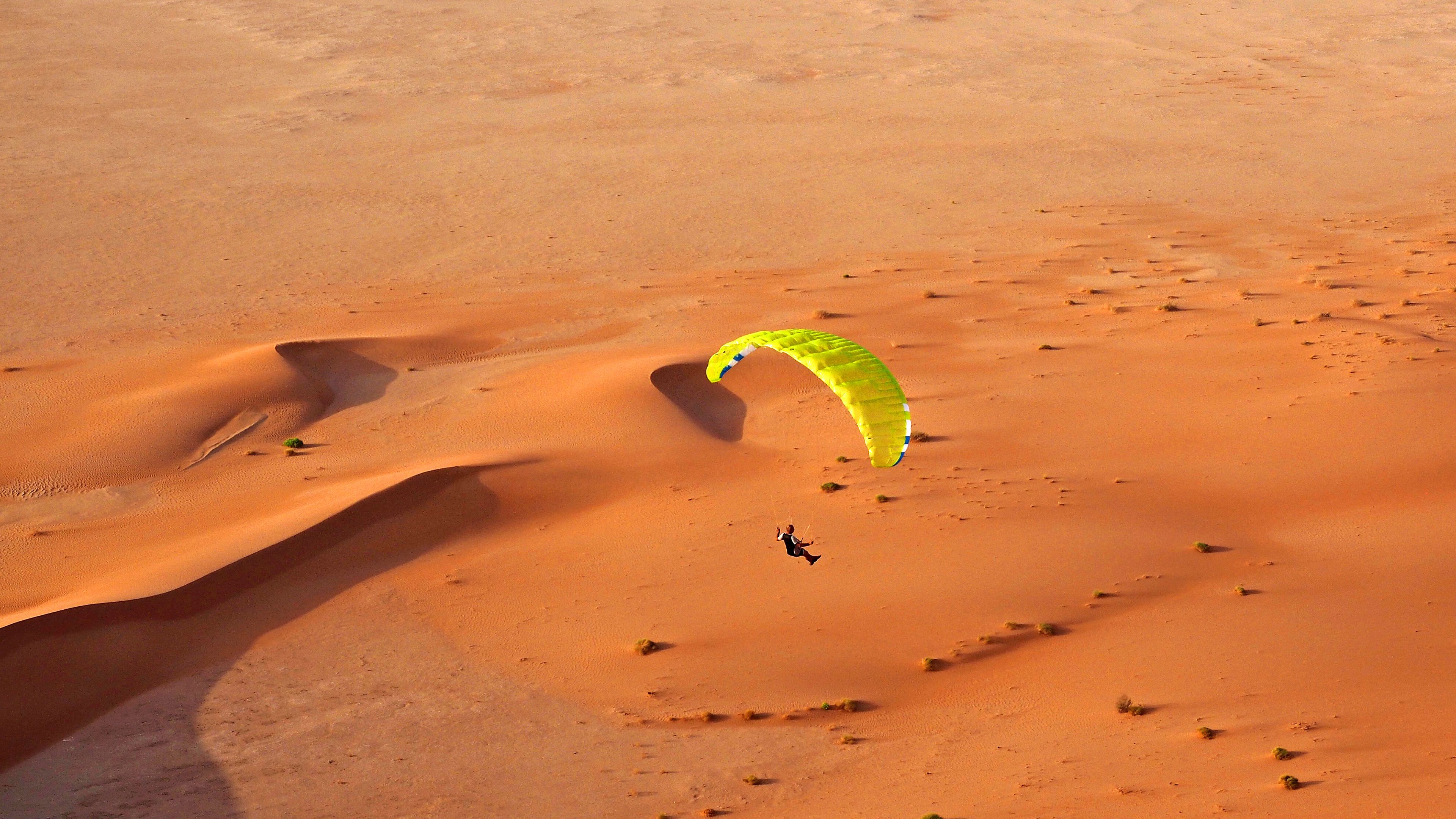 desert paragliding