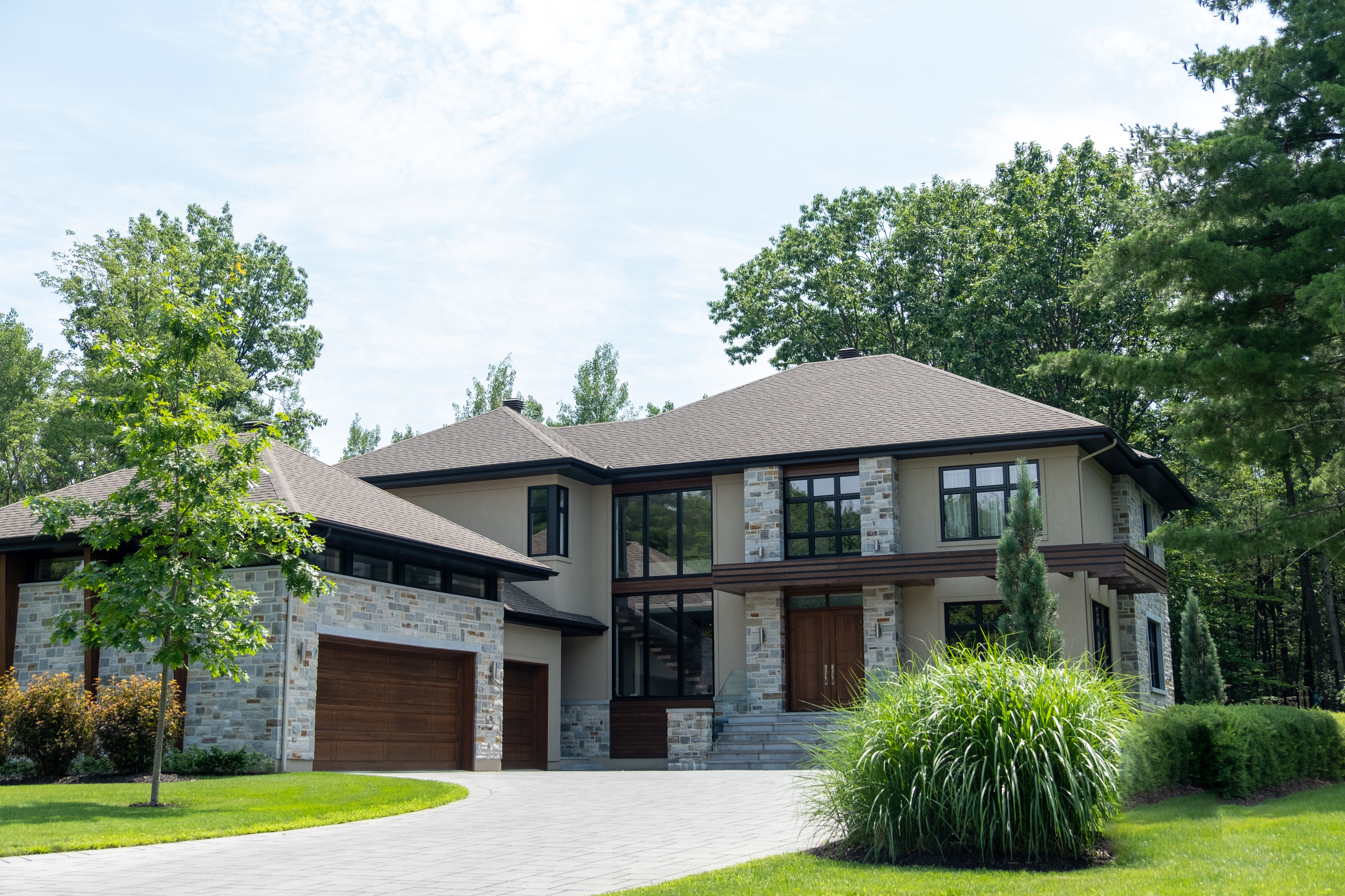 beautiful front yard