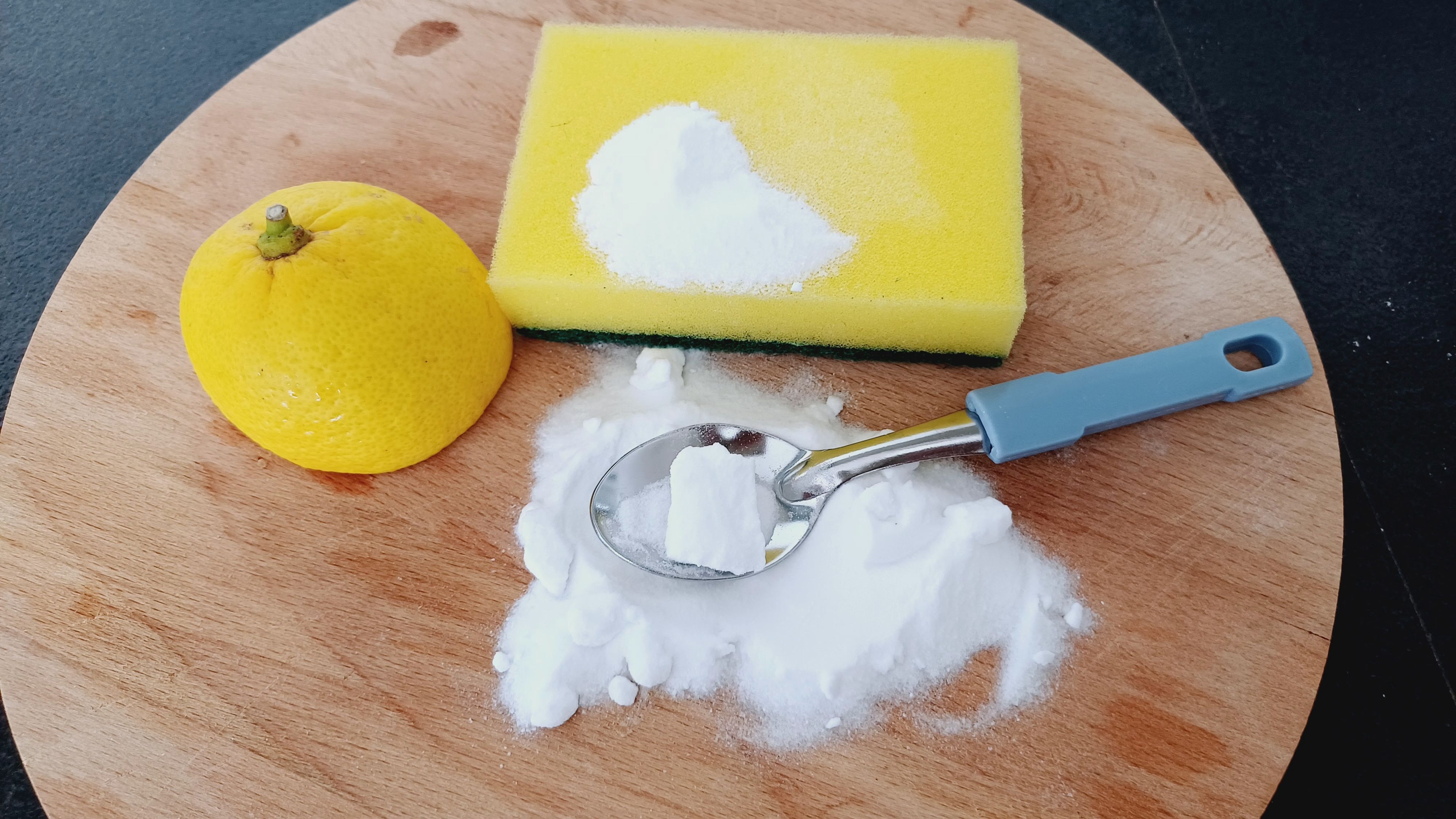 diy cleaning supplies