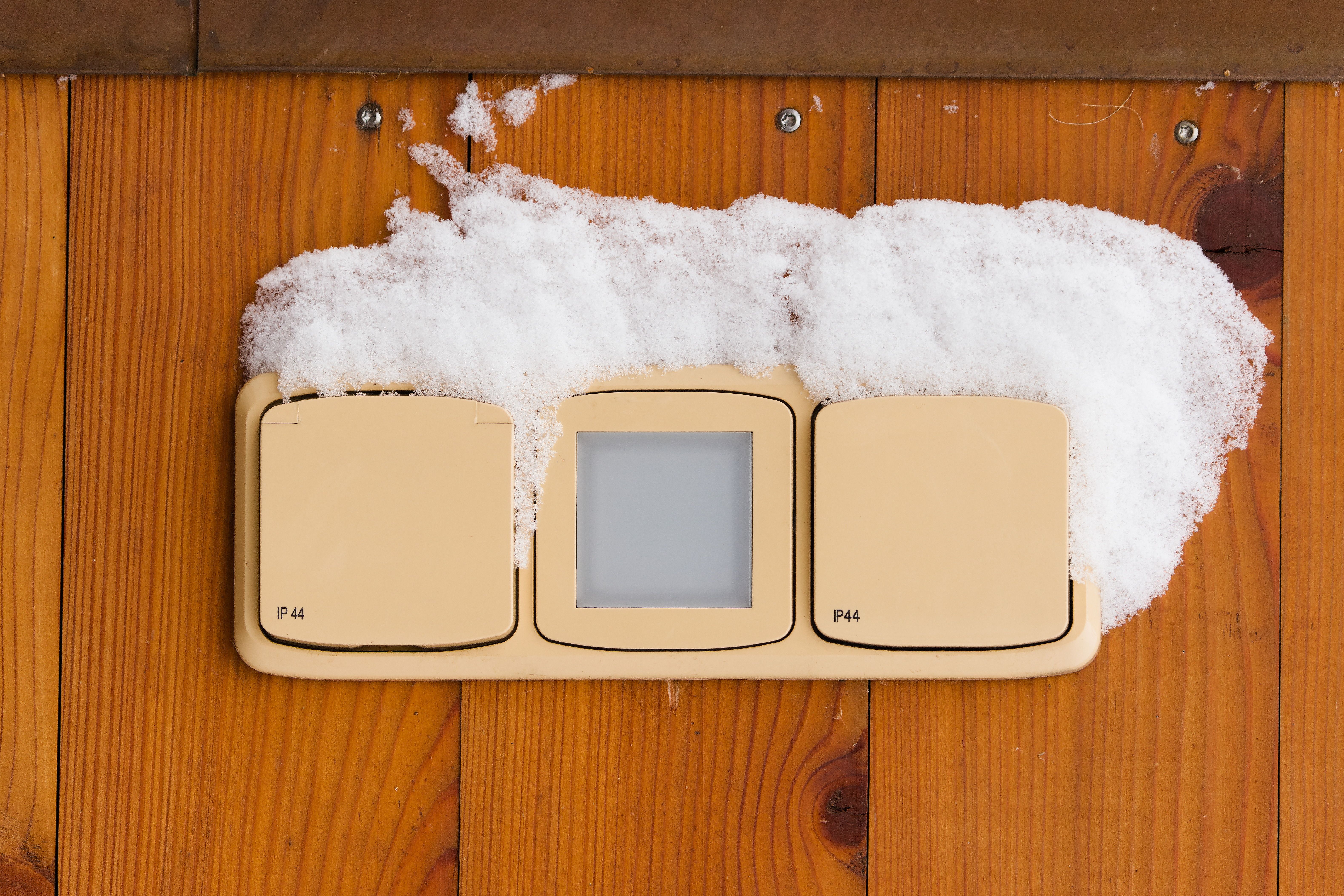 winter electrical safety