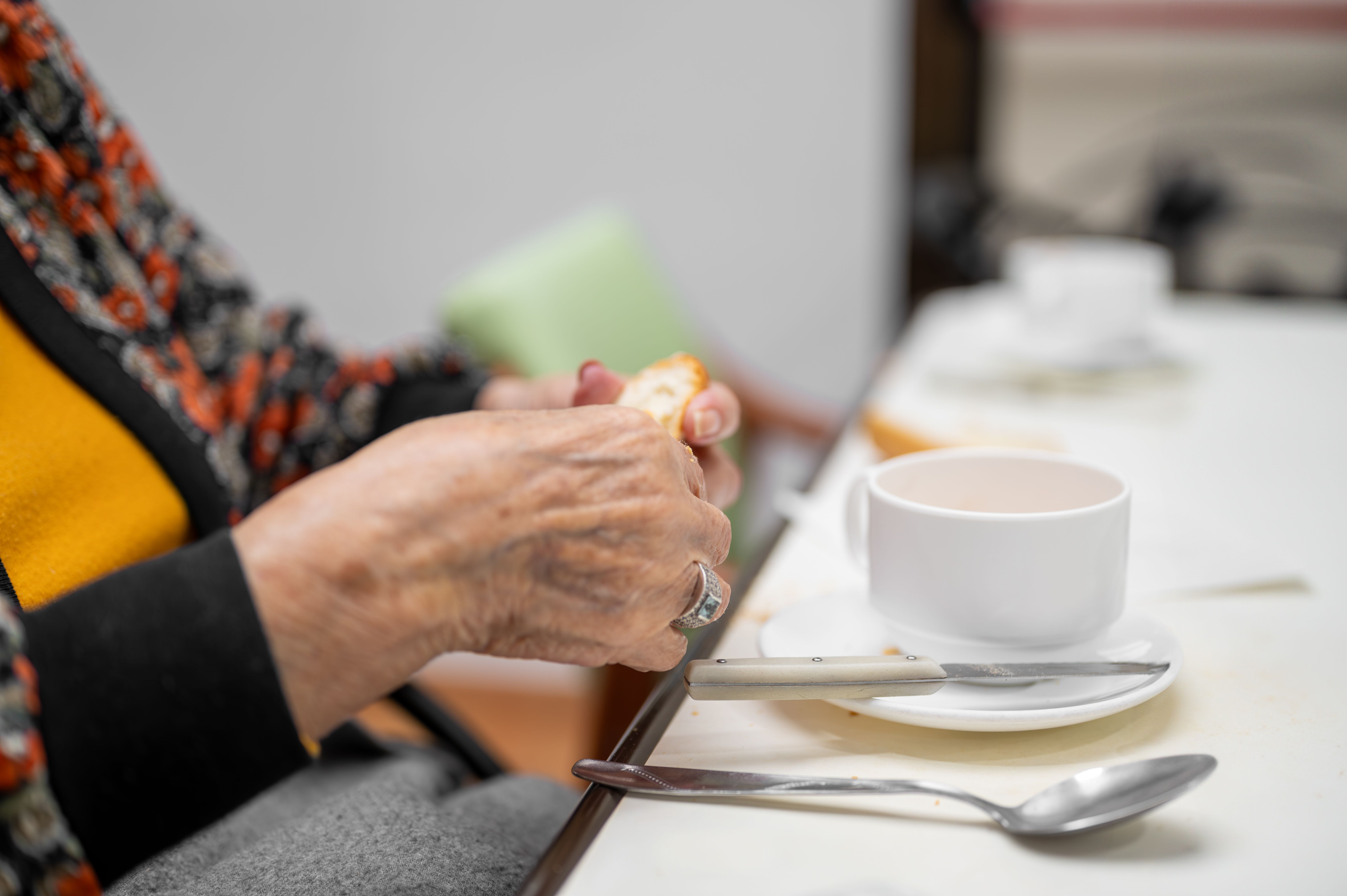 elderly care breakfast