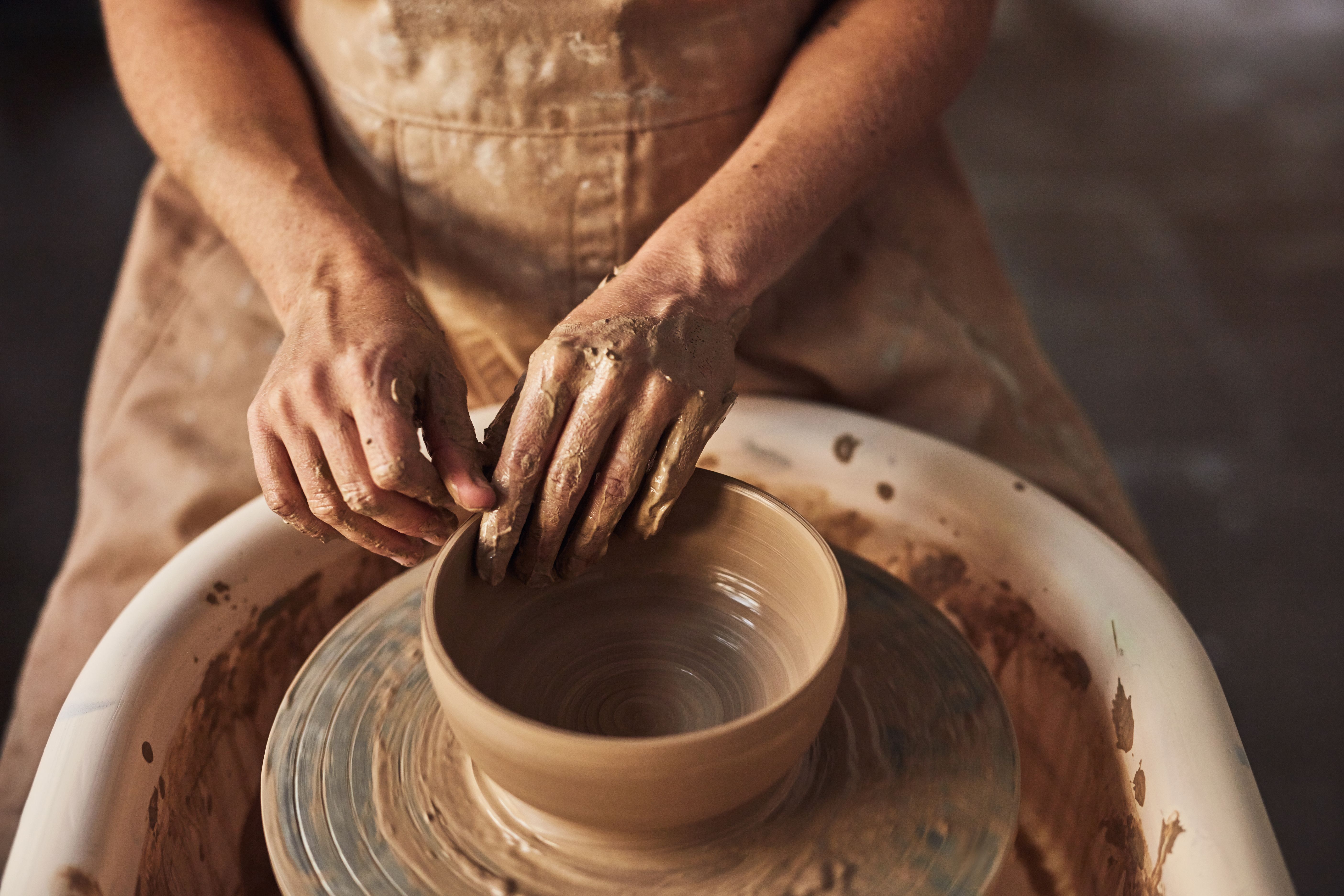 clay pottery hands