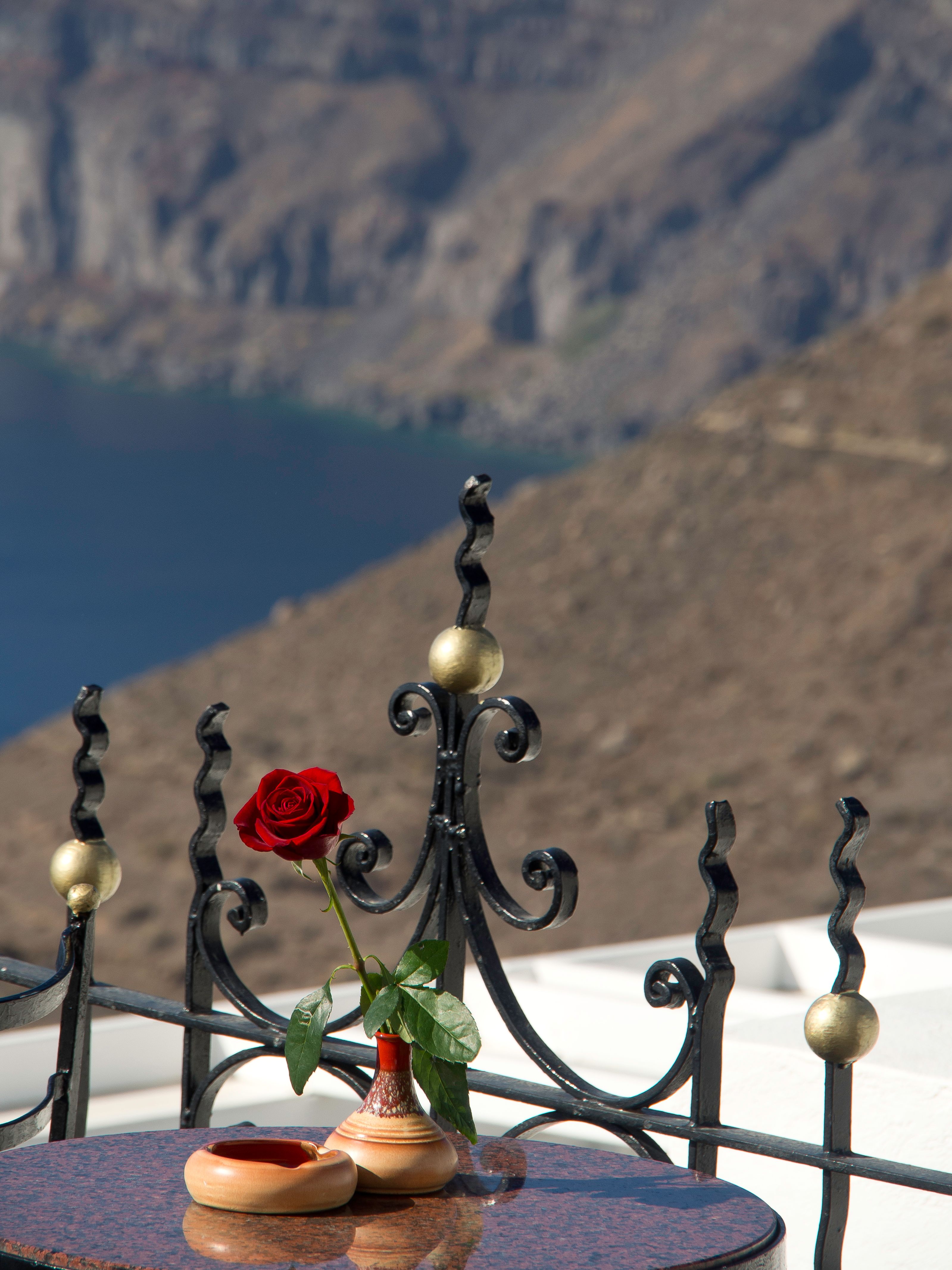 santorini romantics
