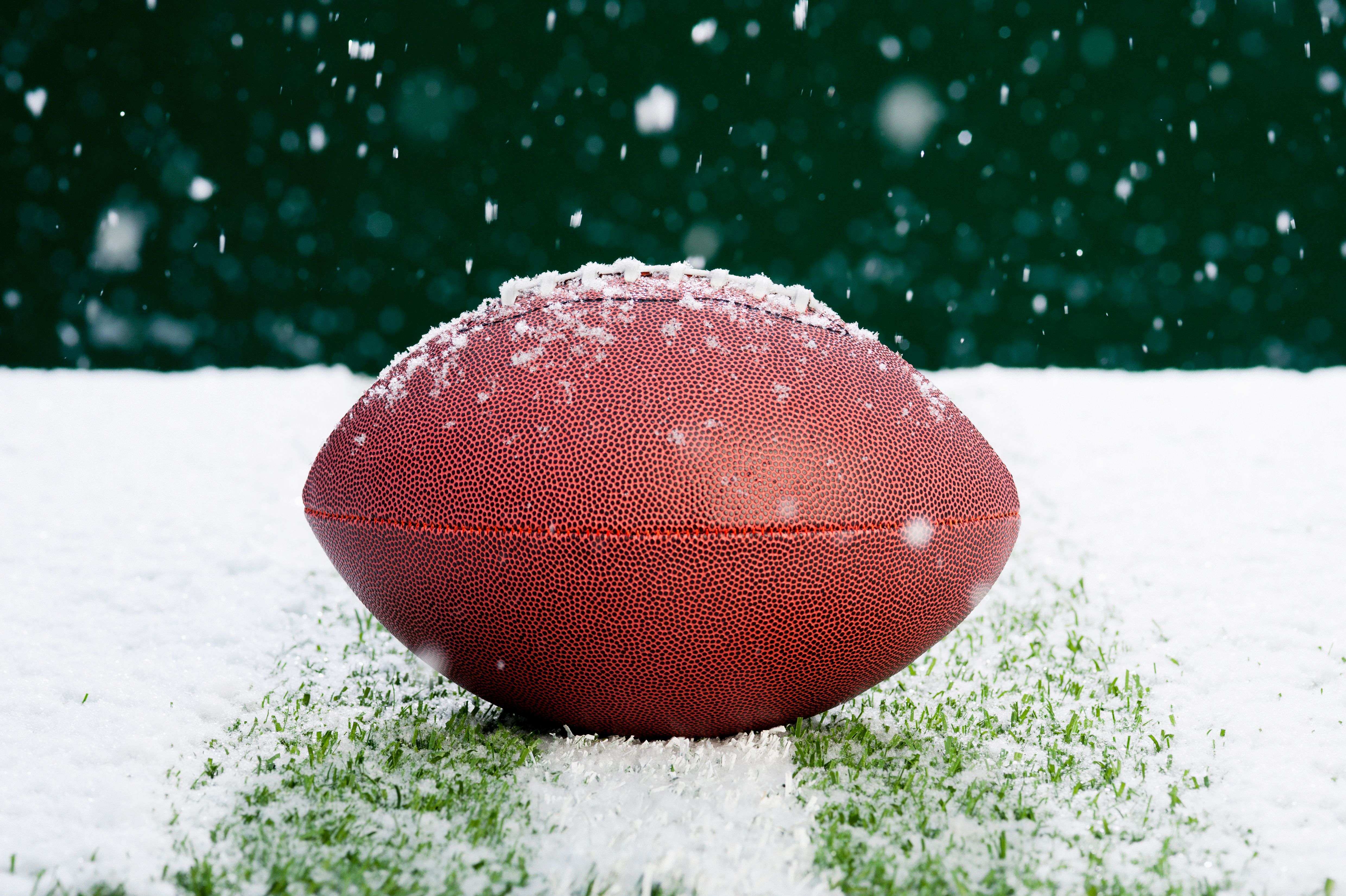 snow football