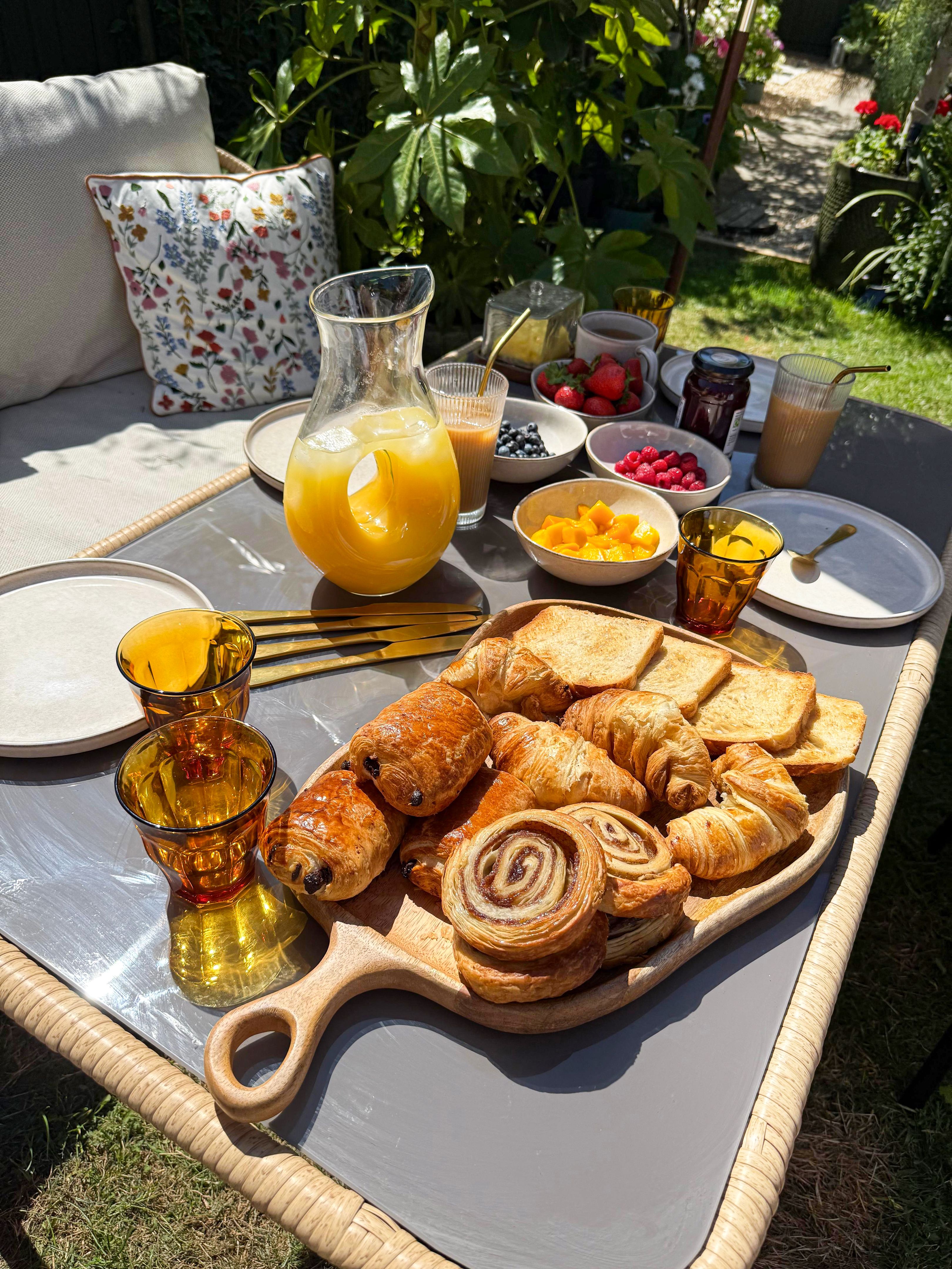 bed breakfast garden