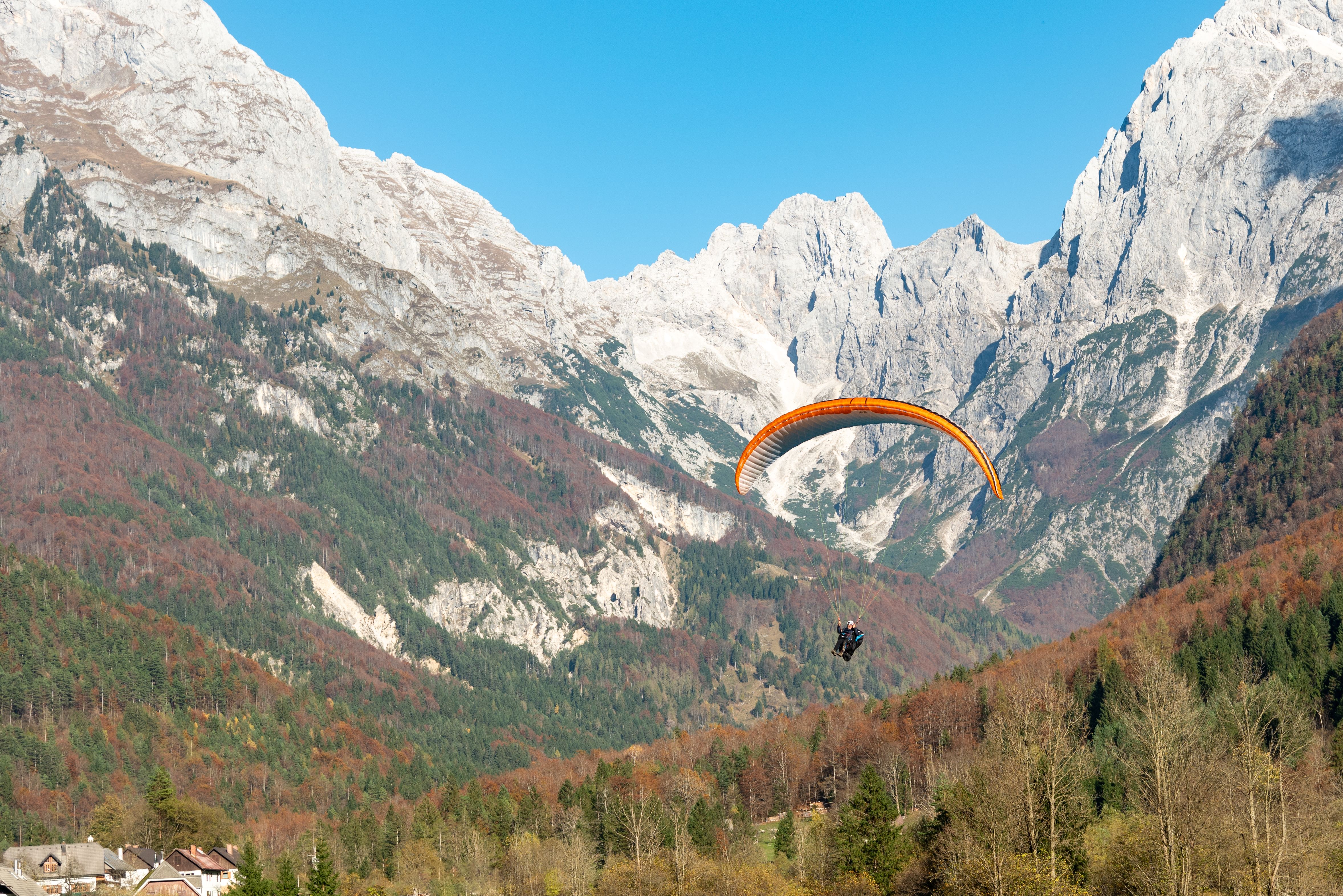autumn paragliding