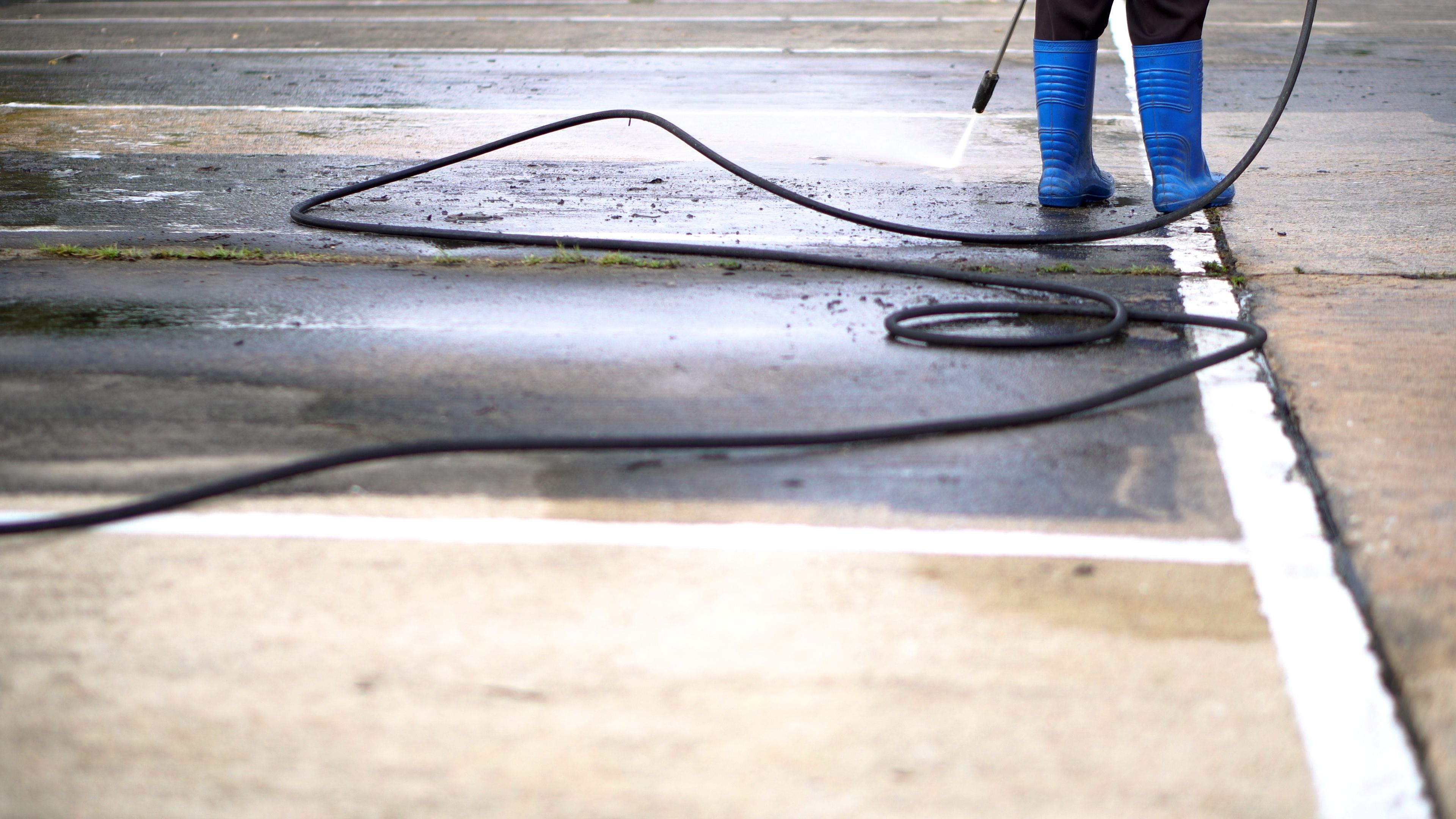 pressure washing equipment