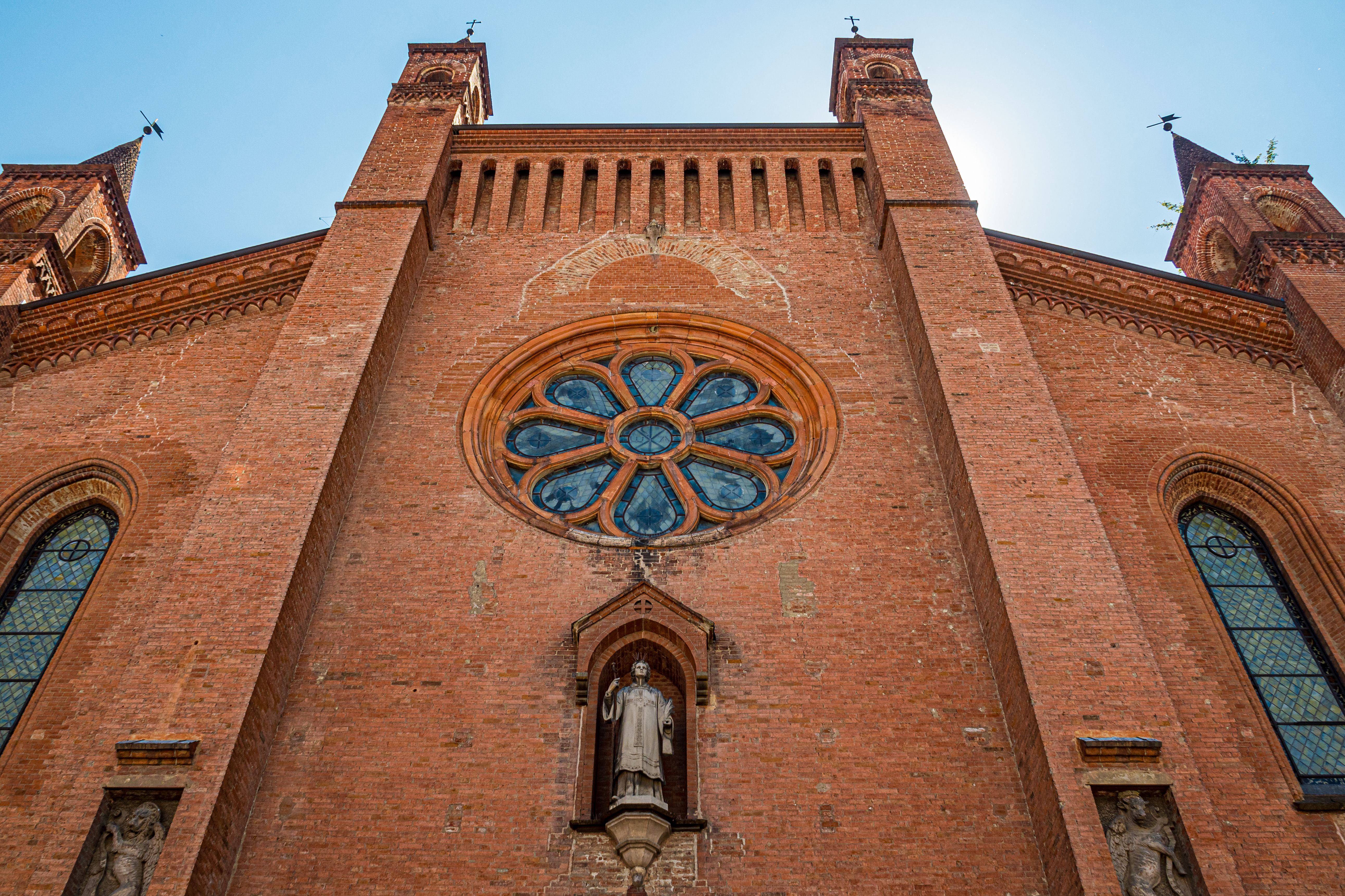 Outer view with some towers to the Alba Cathedral (Cattedrale di San Lorenzo)