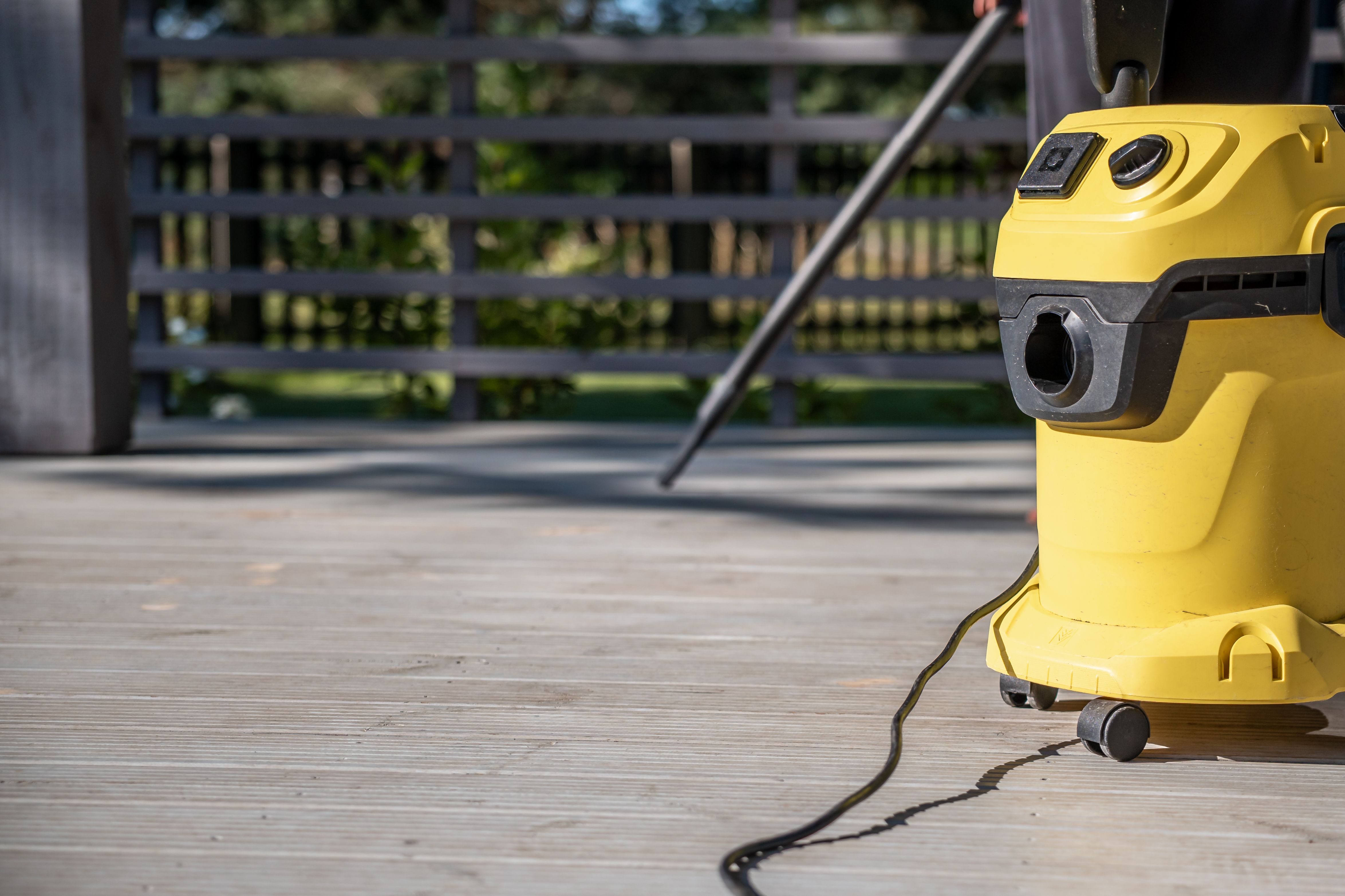 deck staining supplies
