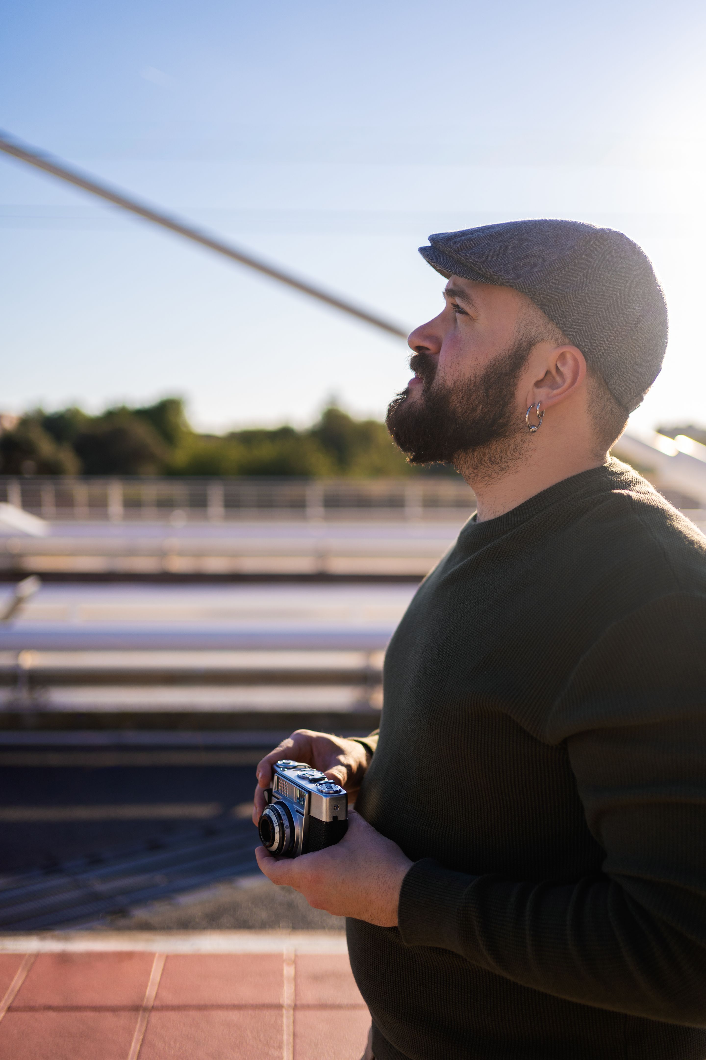 photographer vintage car