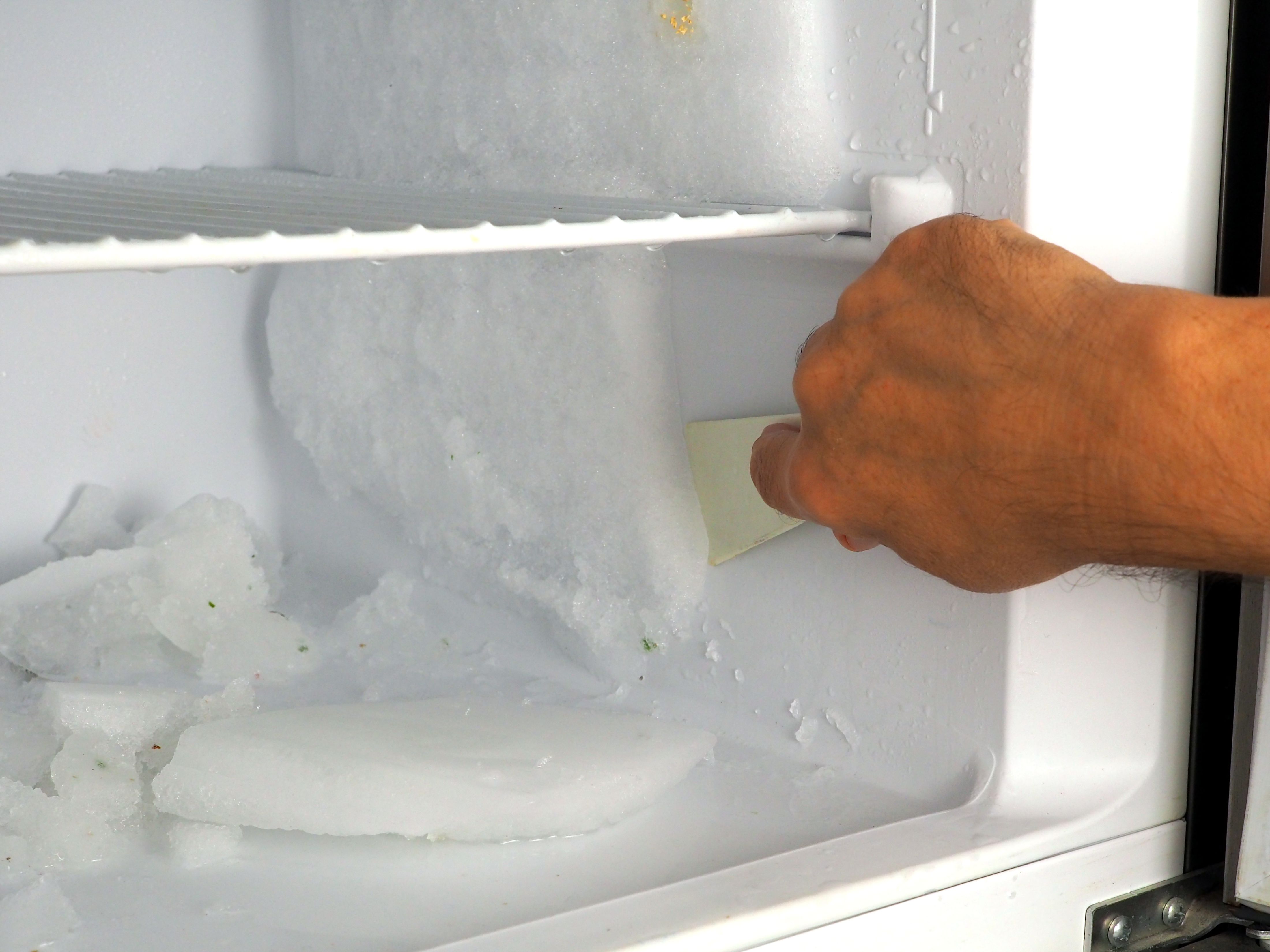 defrosting freezer