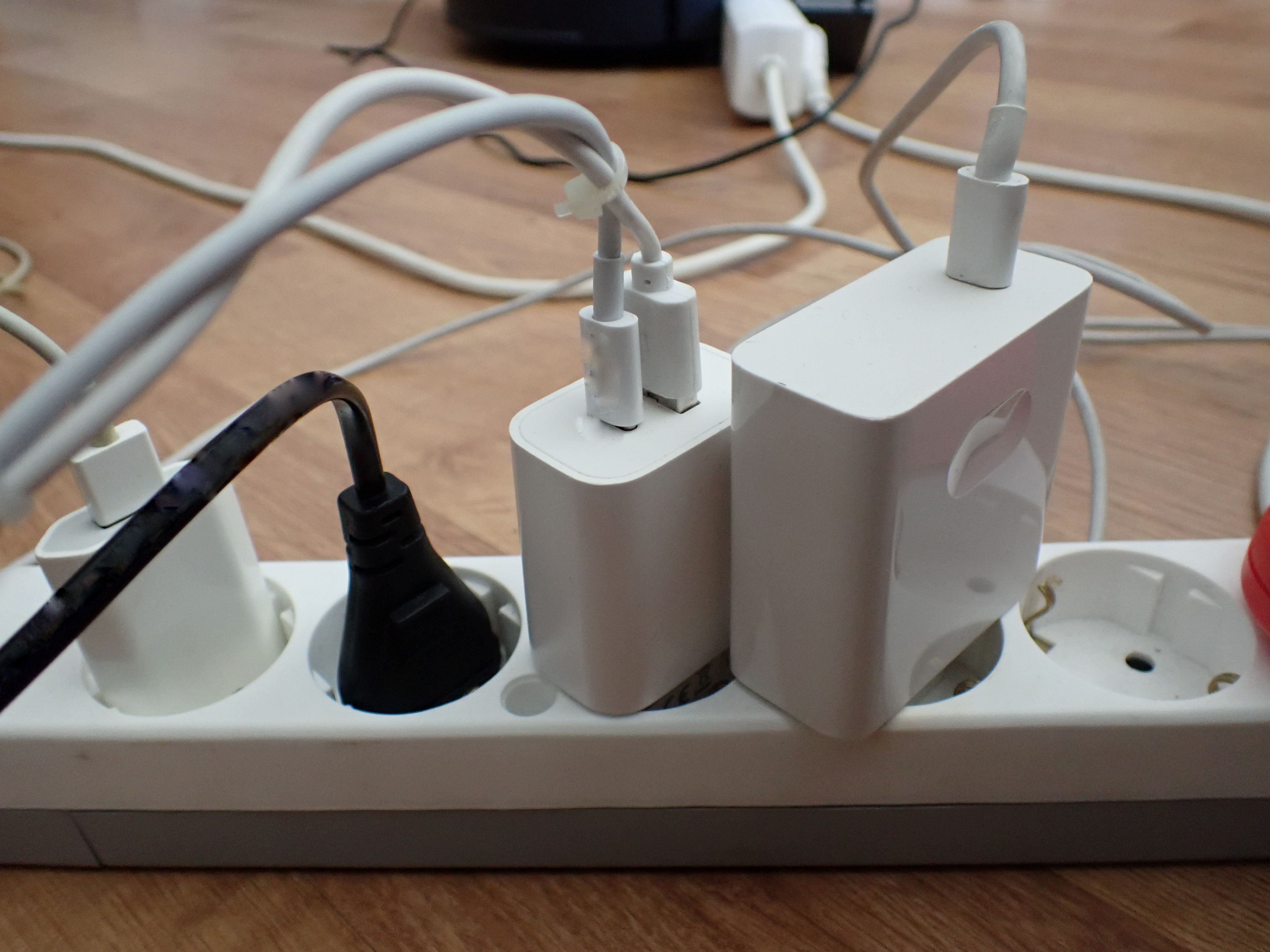power strip surge protector