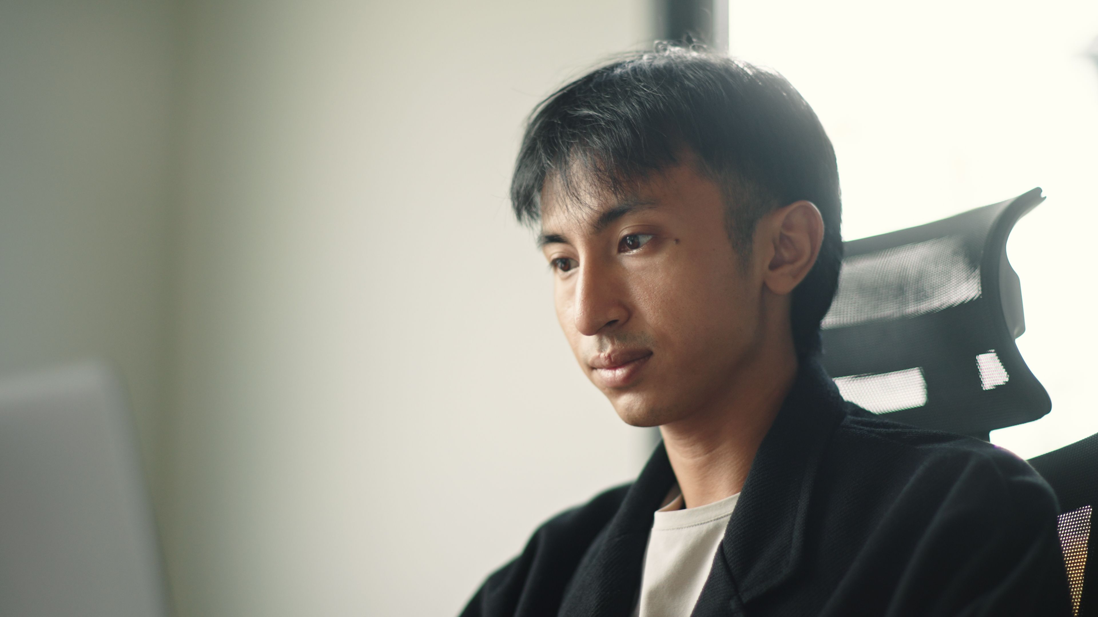 virtual assistant tax