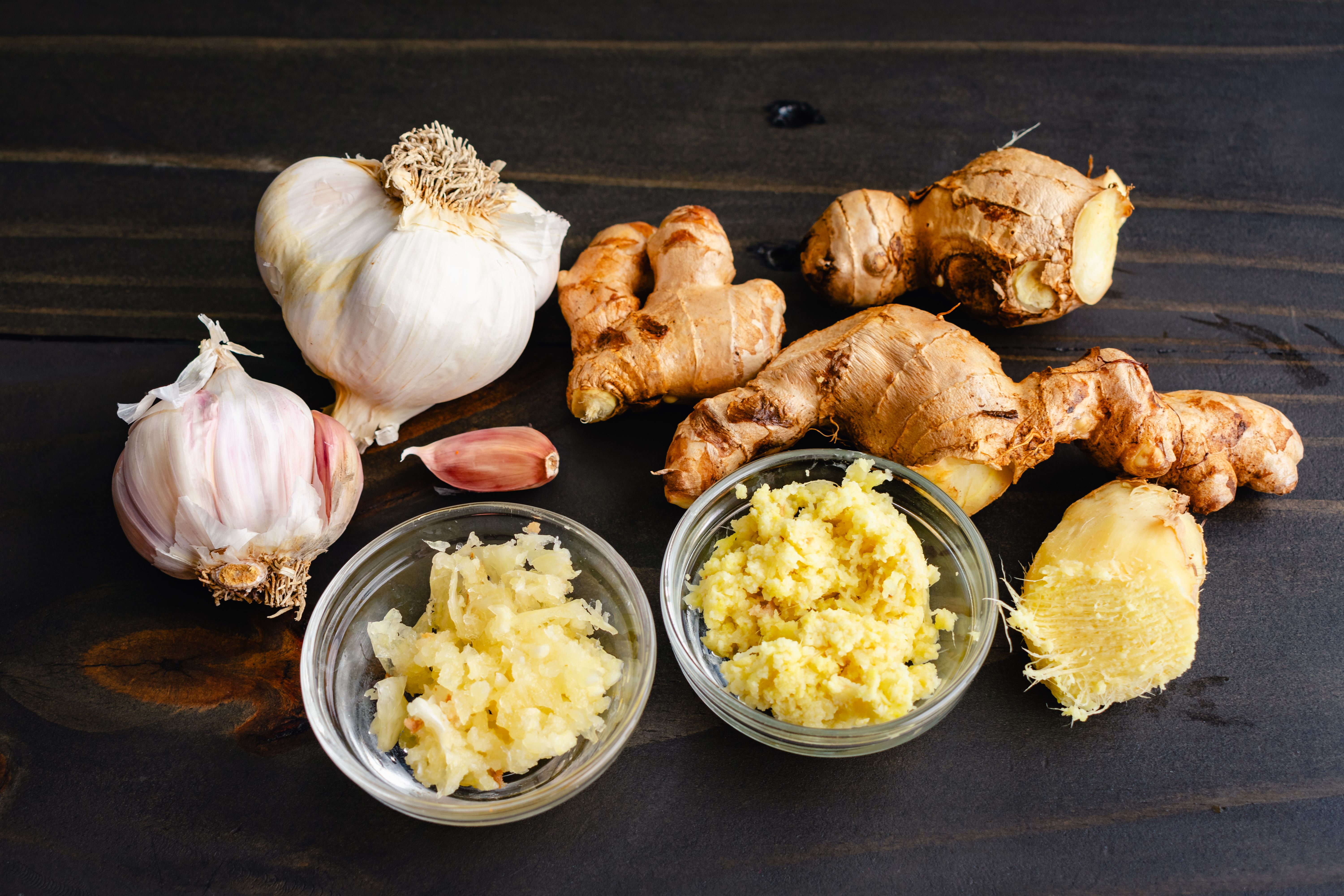 Grated Ginger and Garlic in Mise Bowls