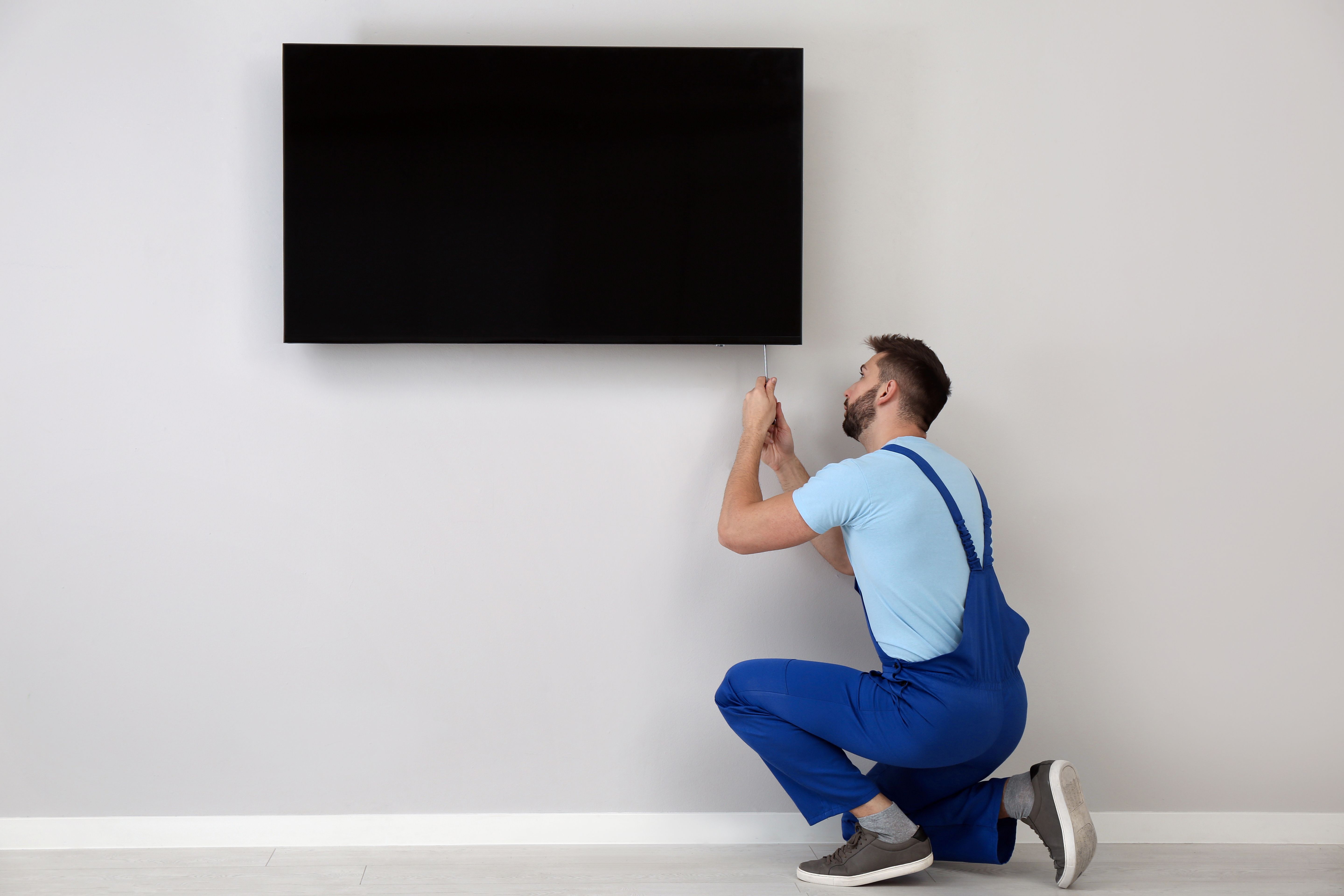 flat screen installation