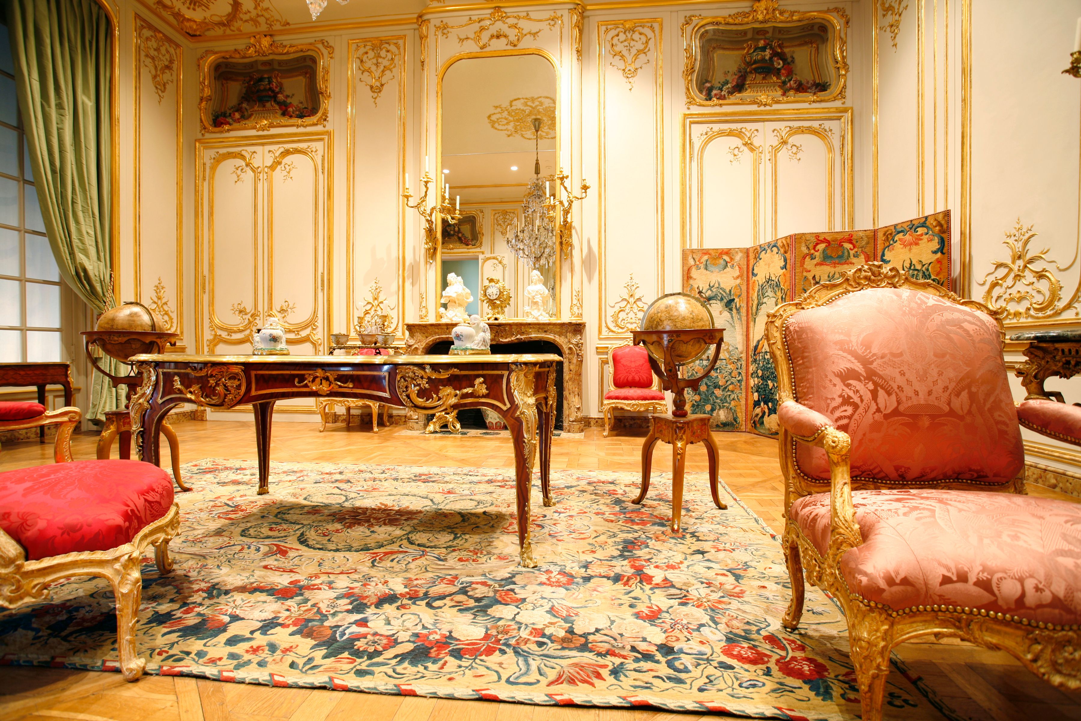antique french furniture