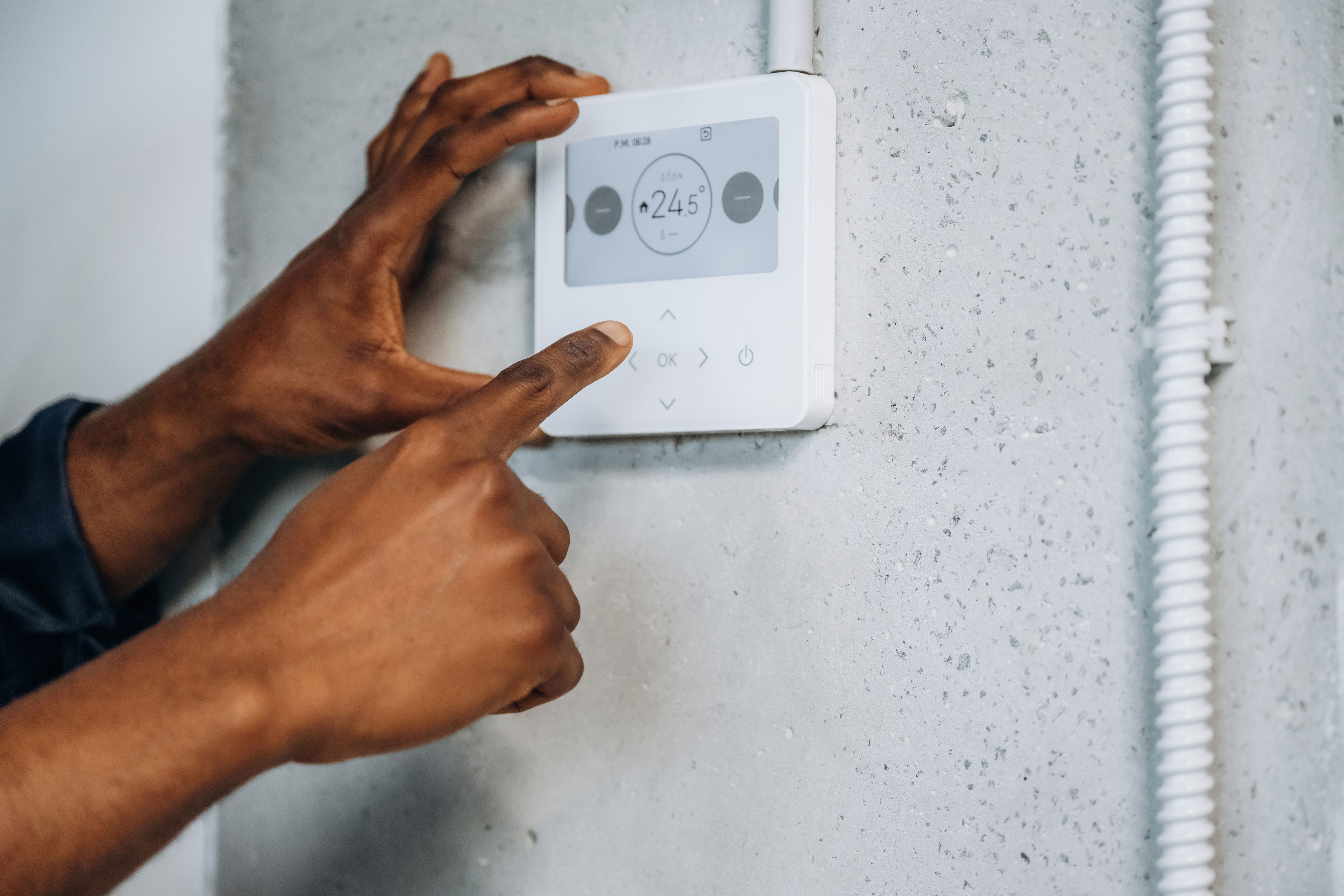 installing smart device