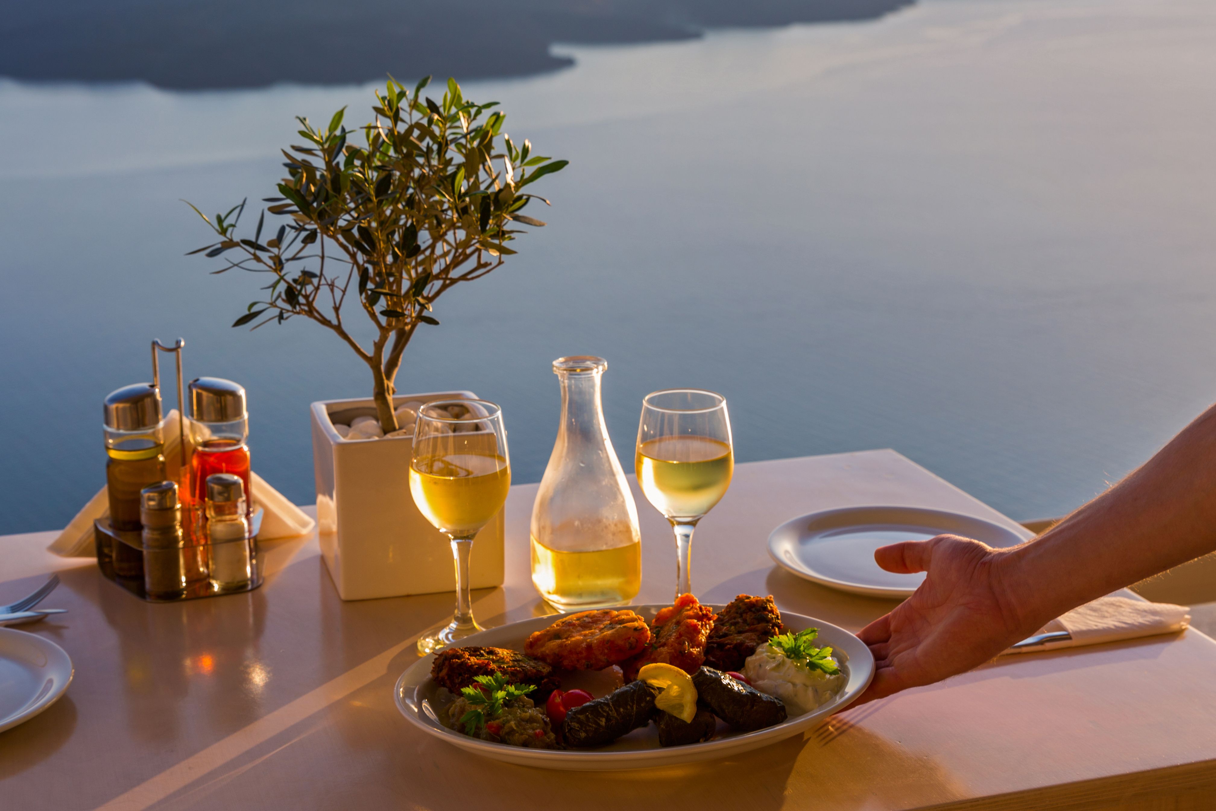 santorini sunset dinner