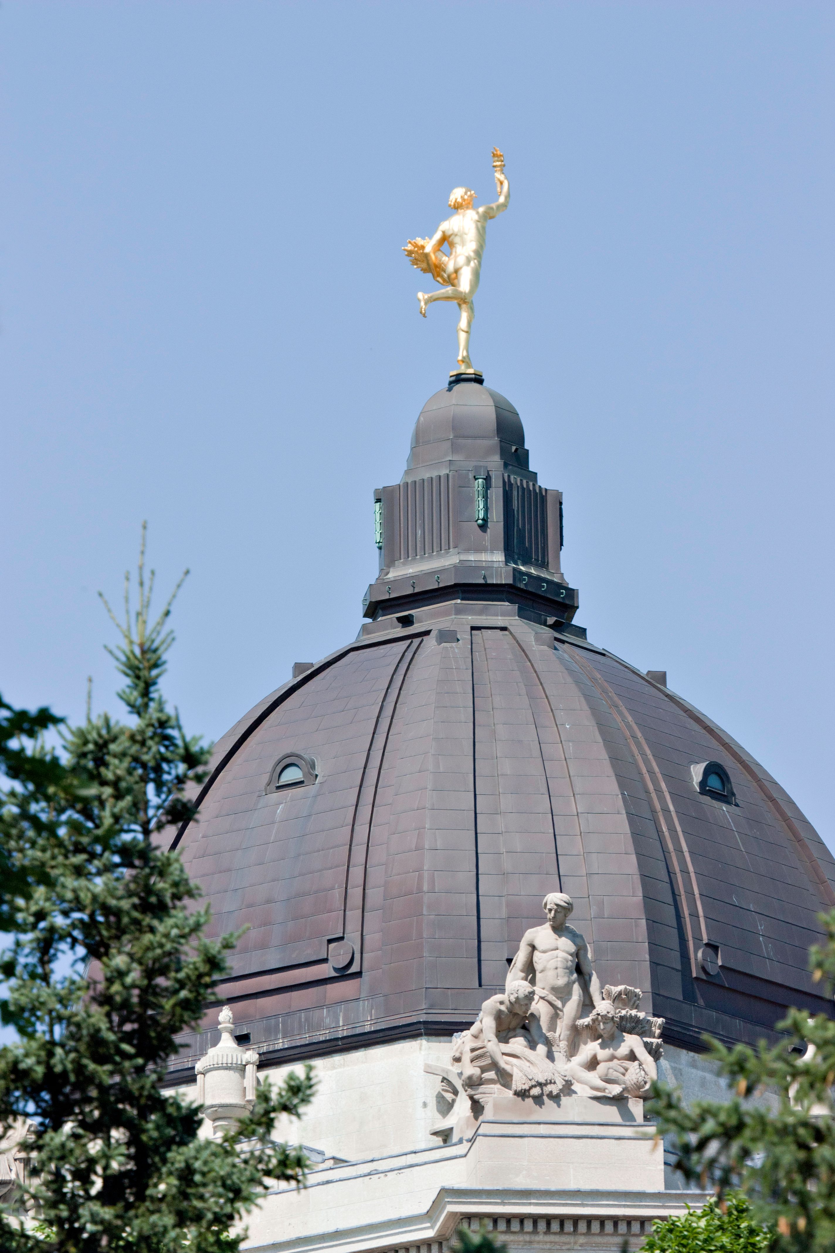 winnipeg green initiatives