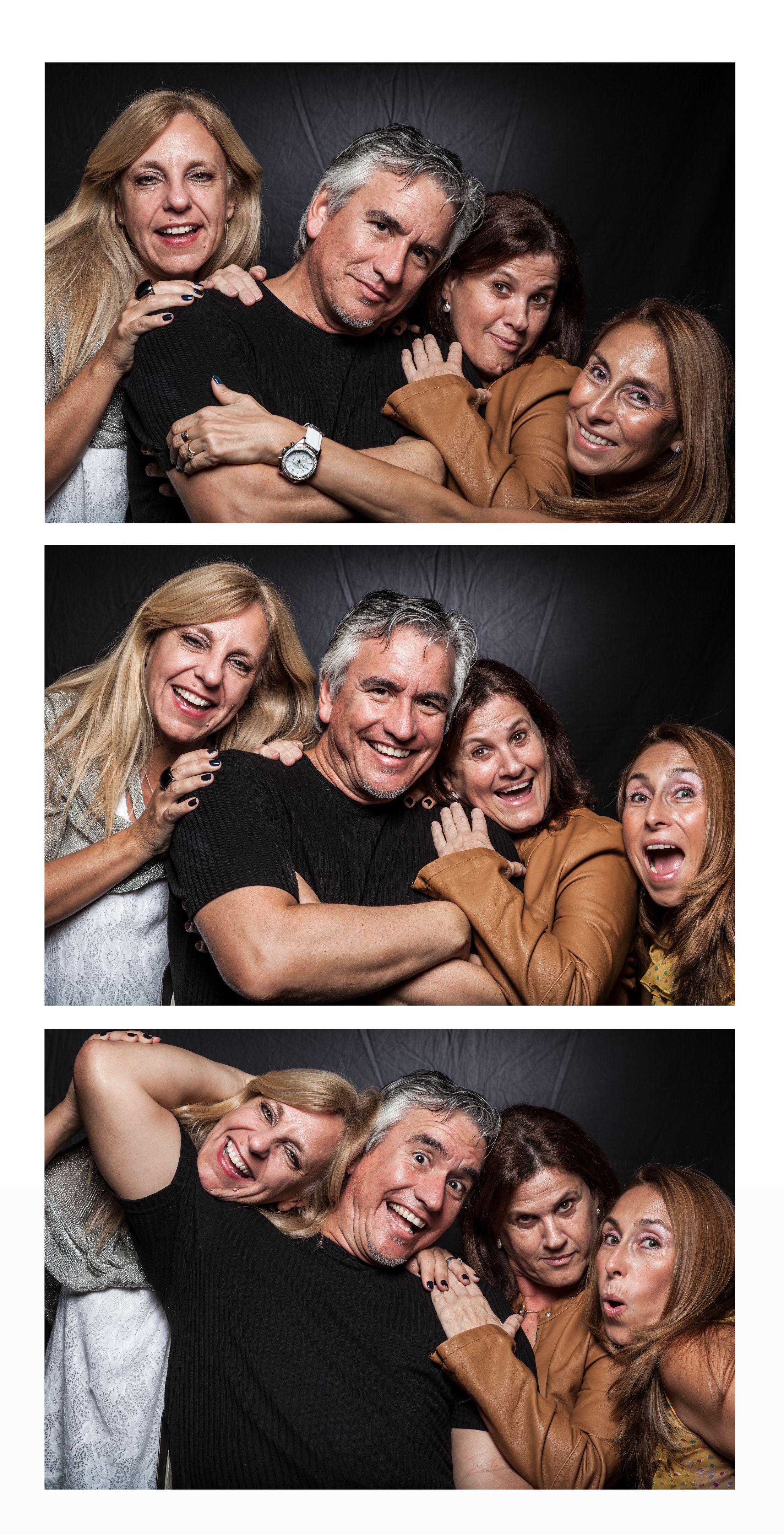 happy people photo booth