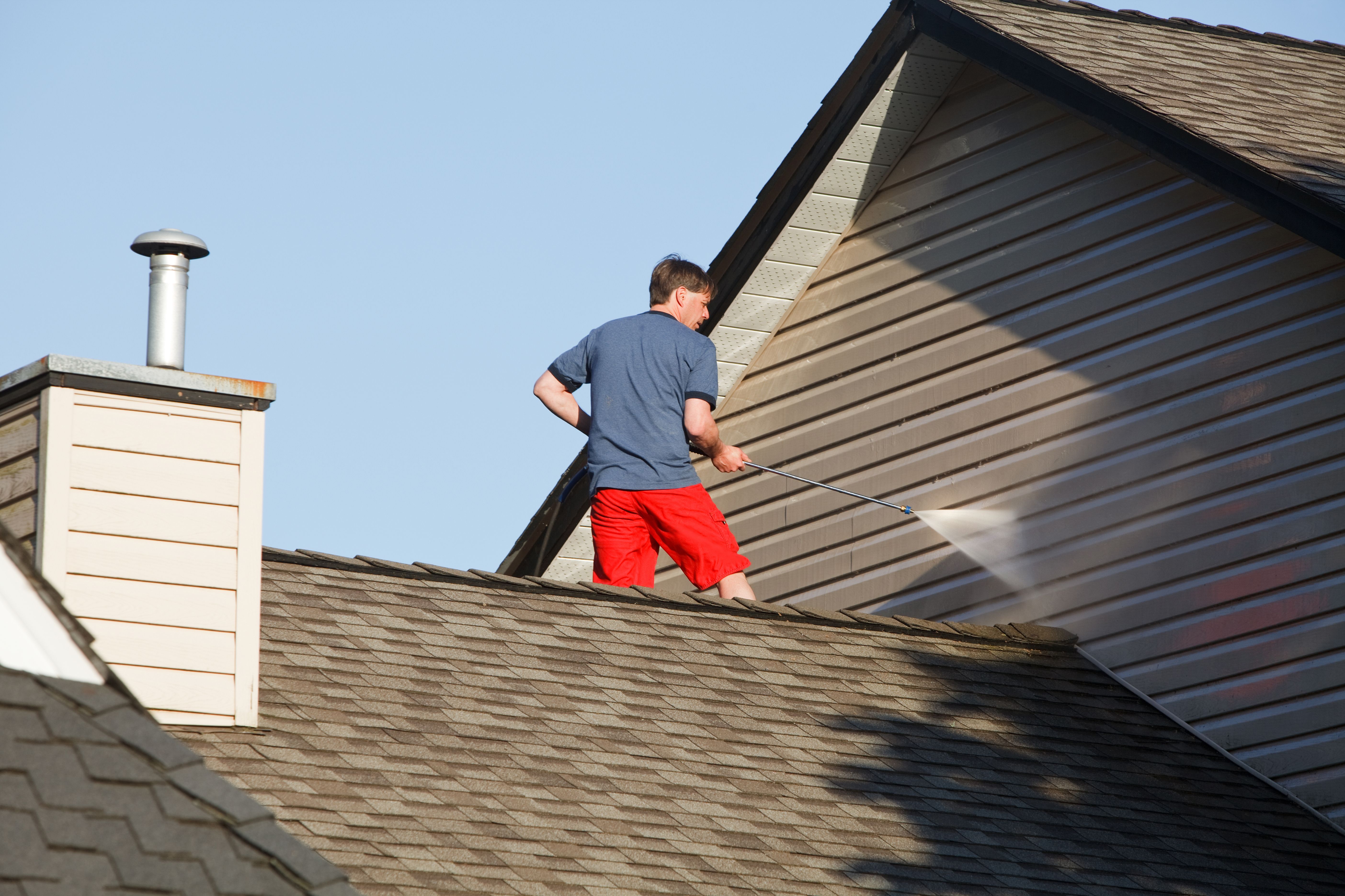 cleaning siding