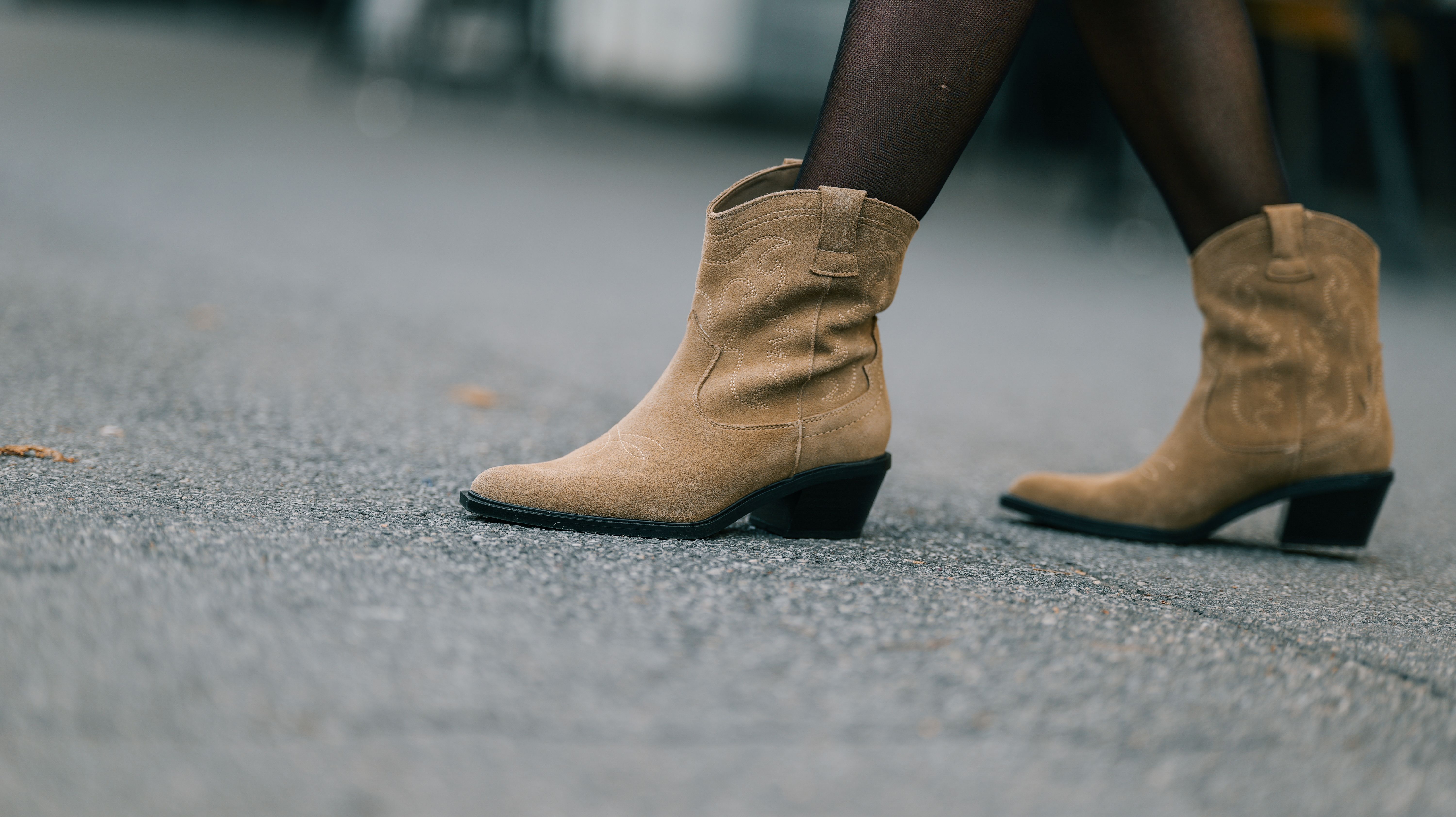 casual cowboy outfit