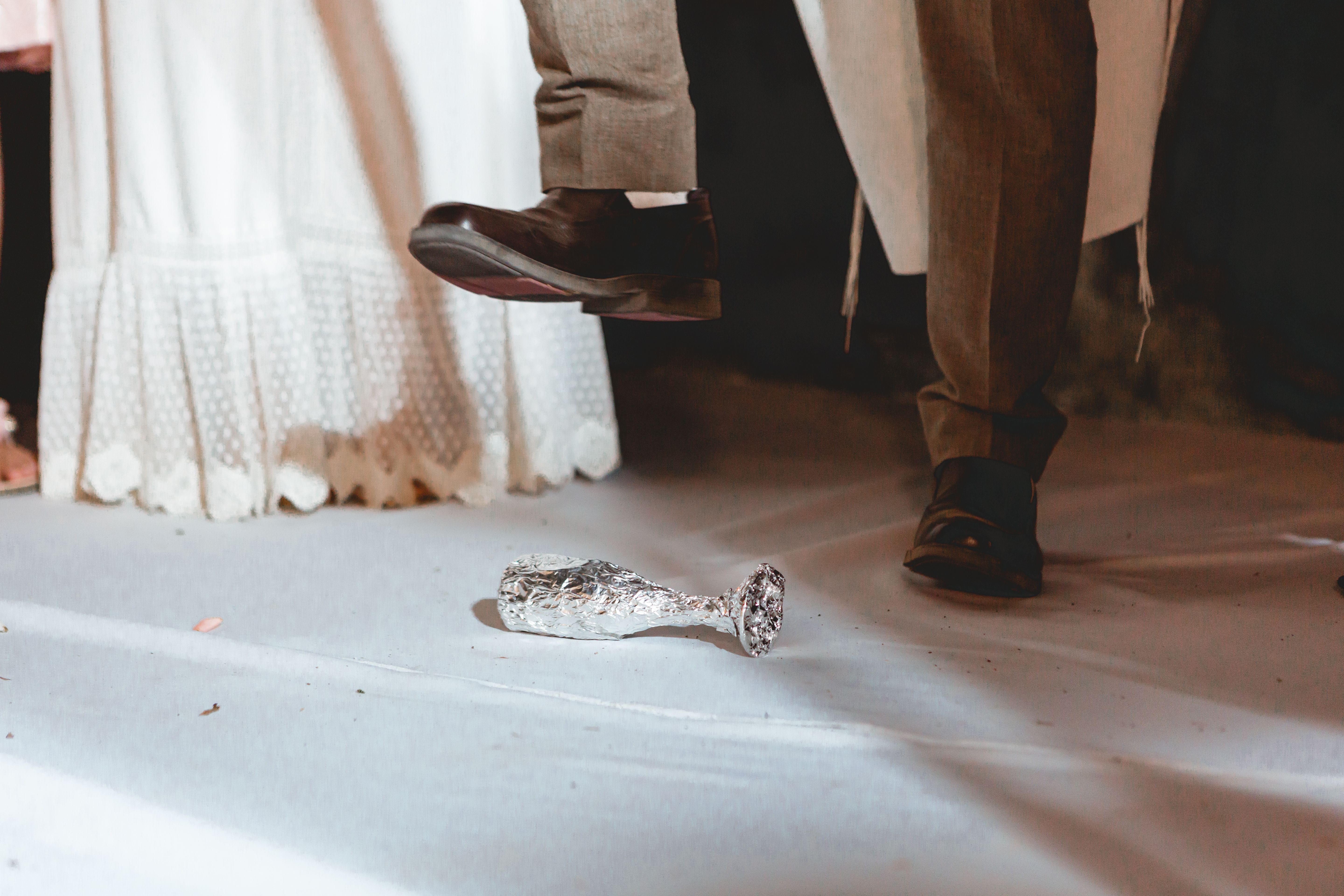 Jewish wedding dance