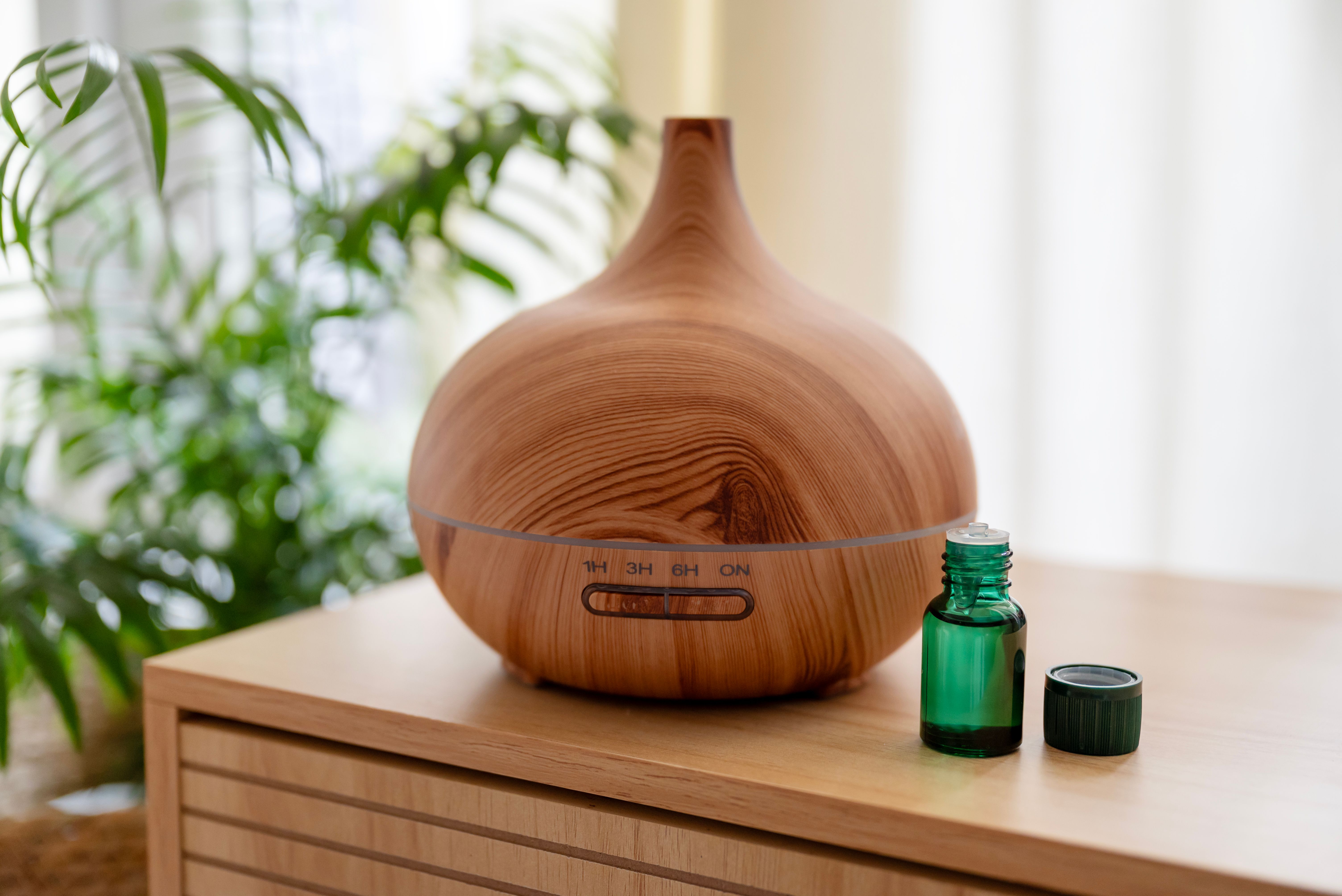diffuser desk