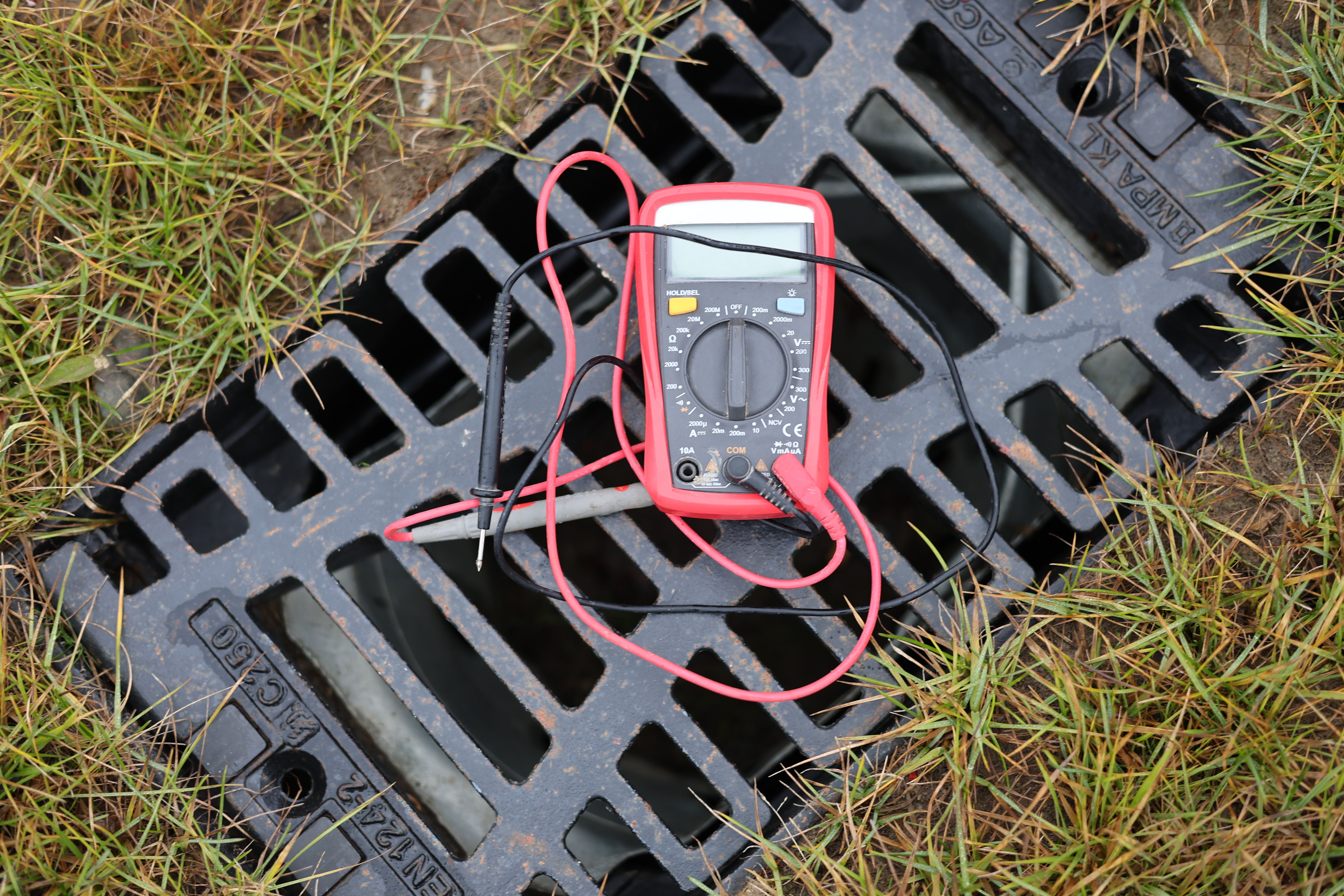 utility locating equipment