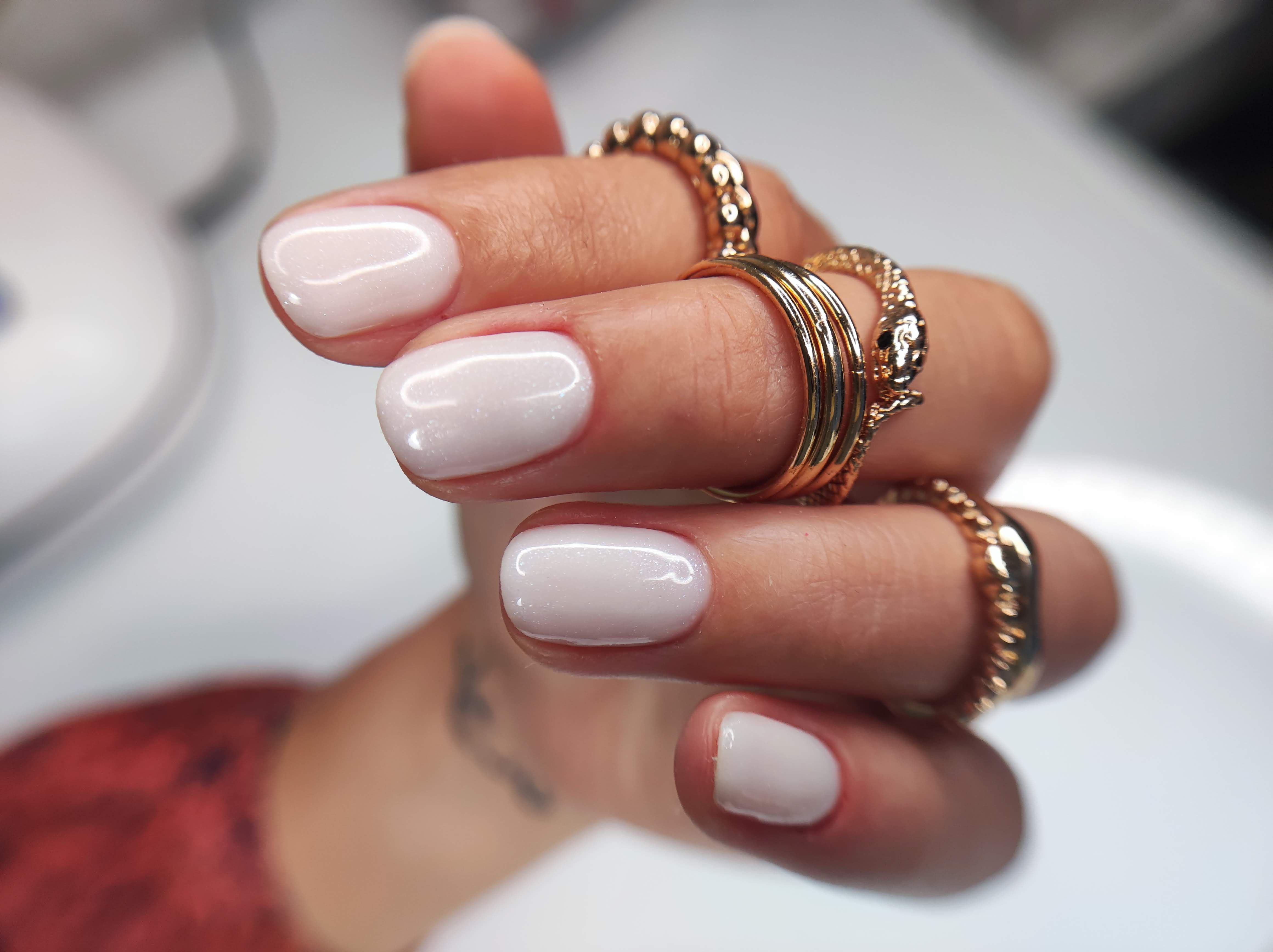 acrylic nails