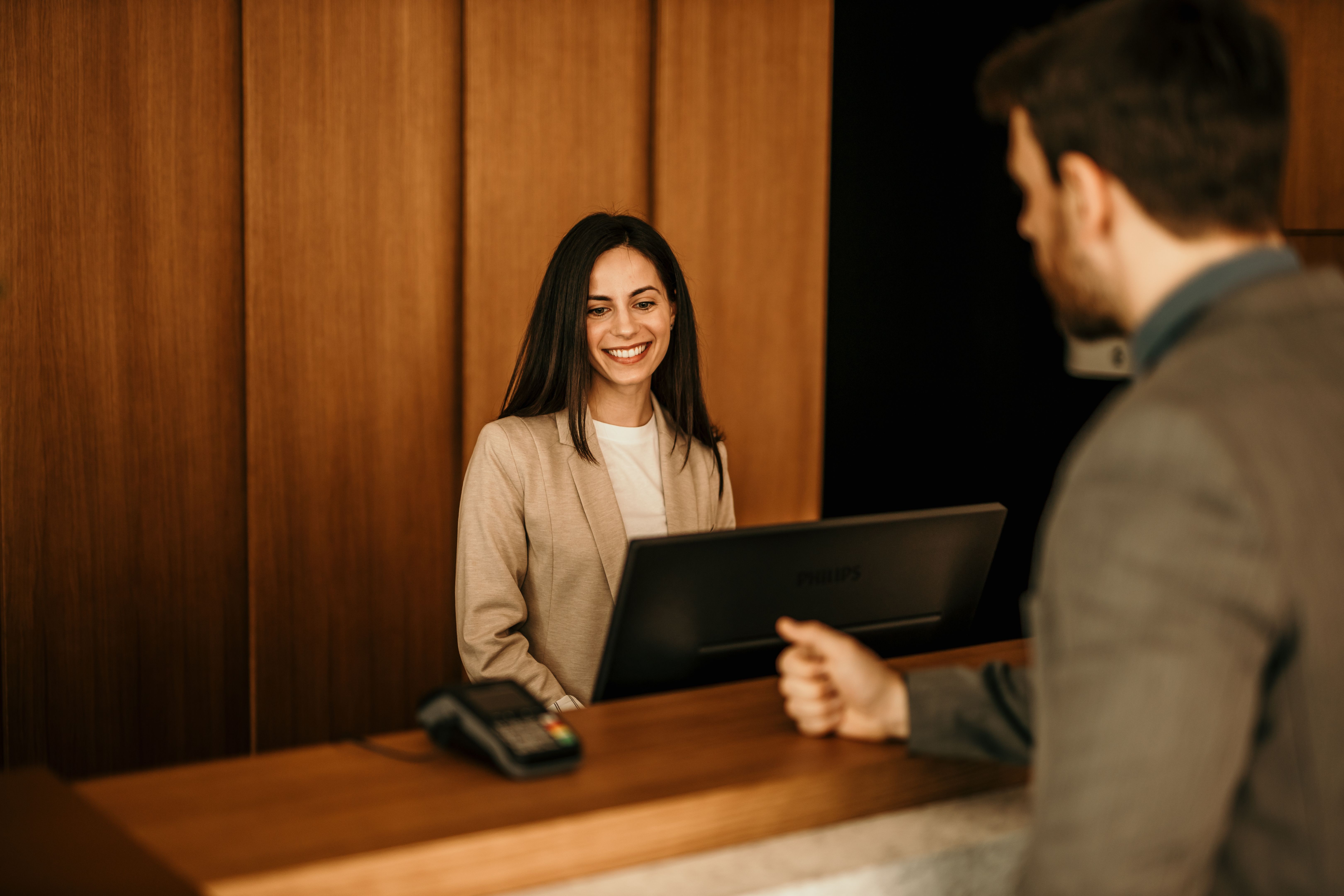 hotel guest communication