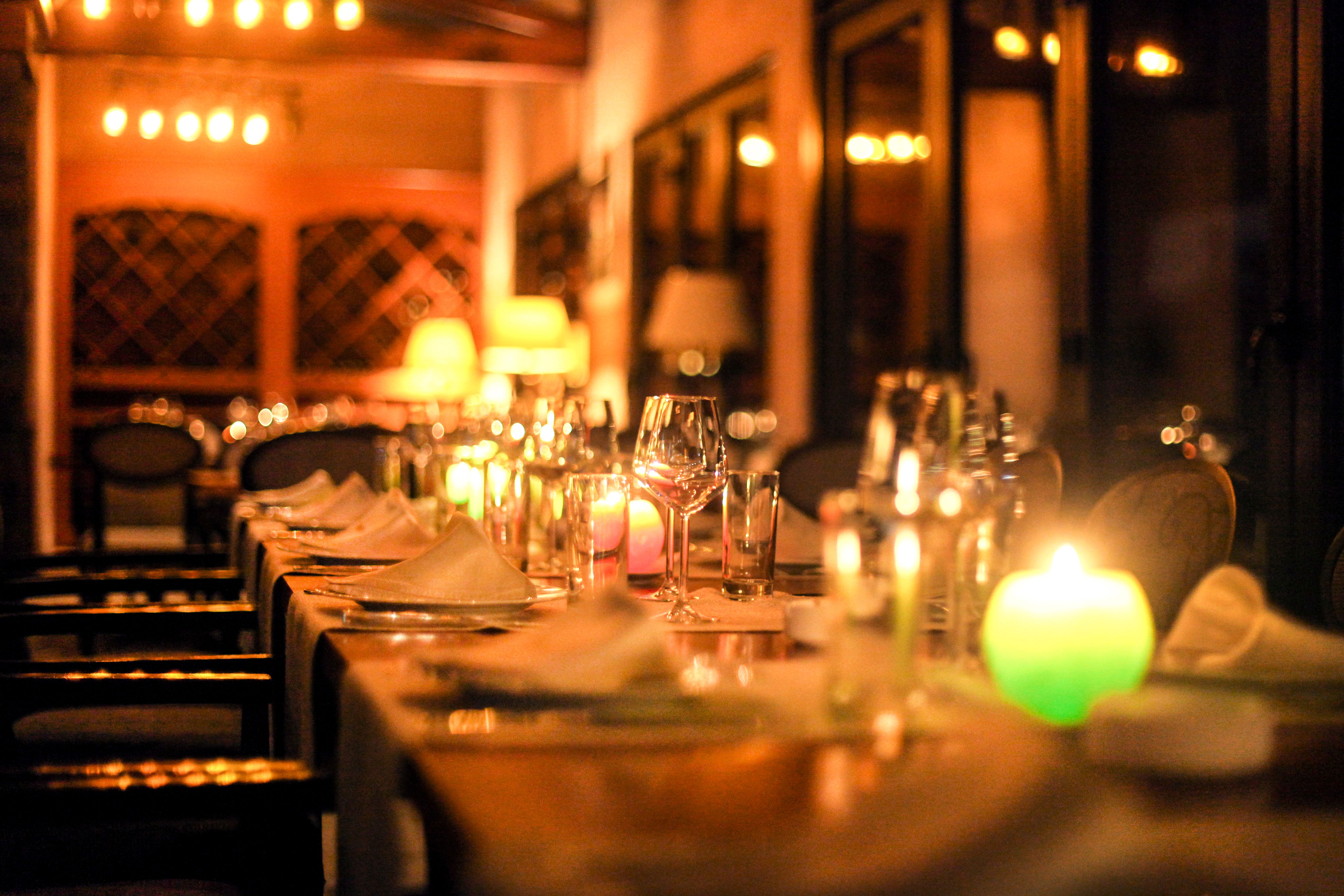 restaurant candles