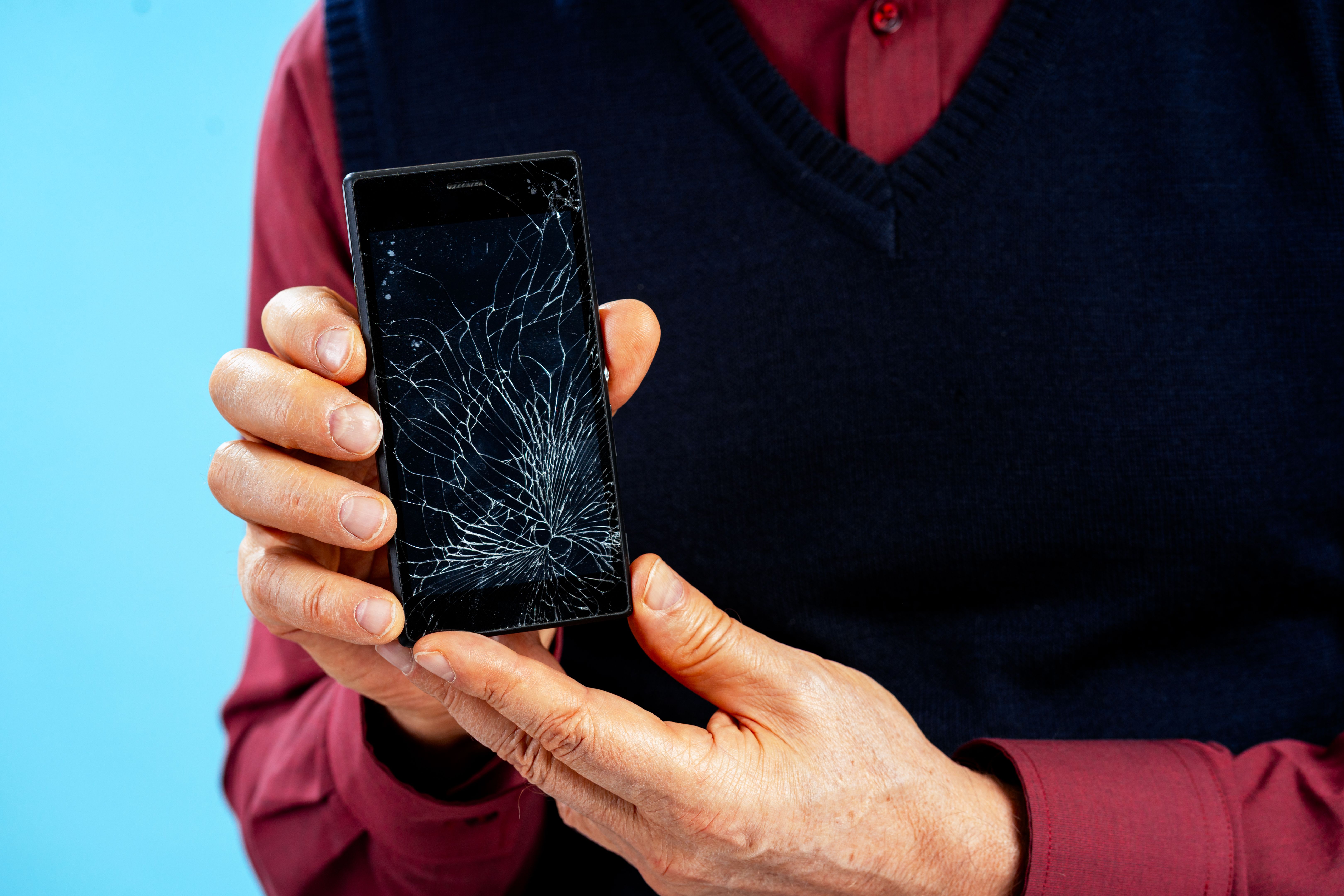cracked smartphone screen