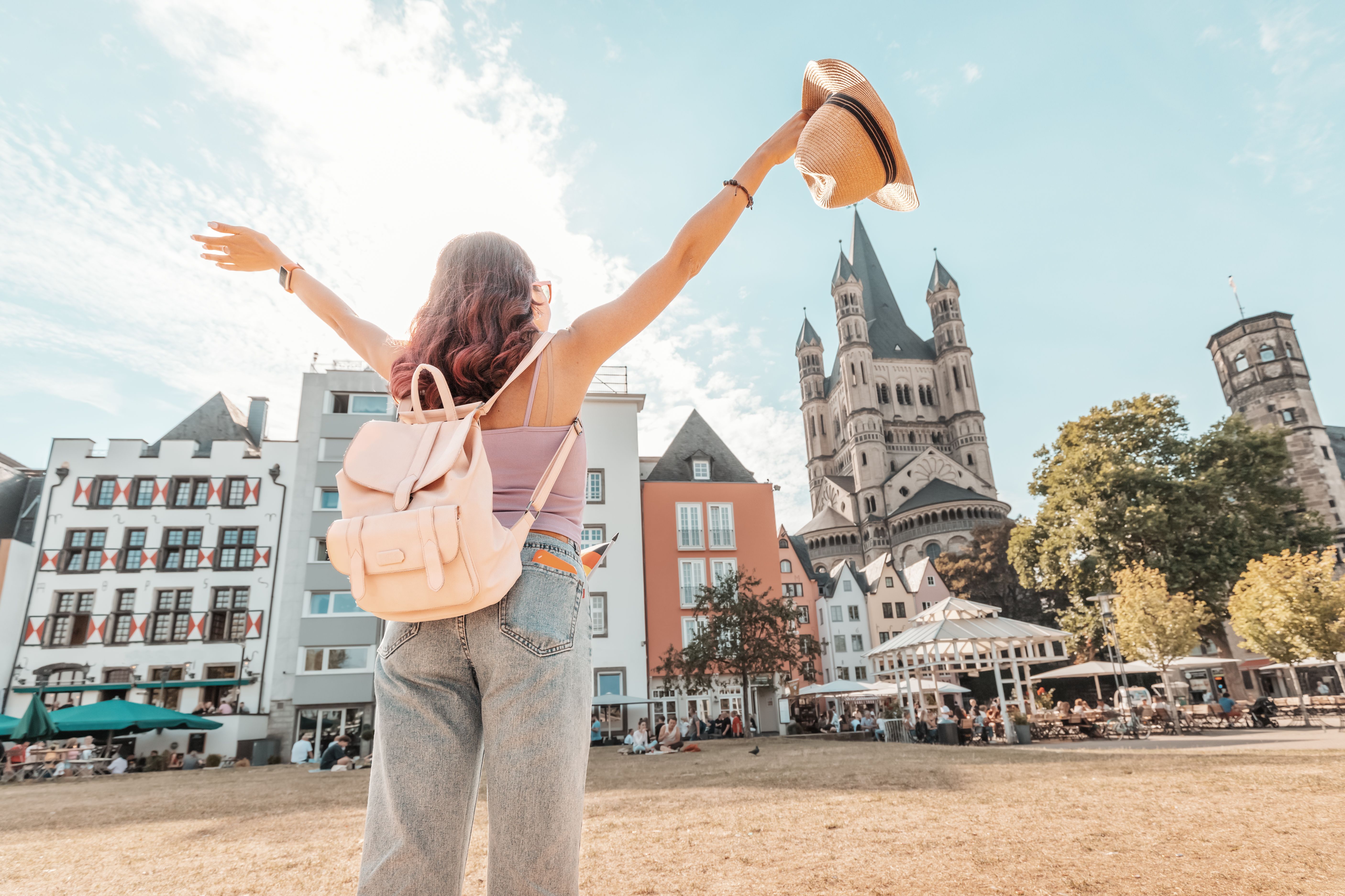 tourist visiting cologne
