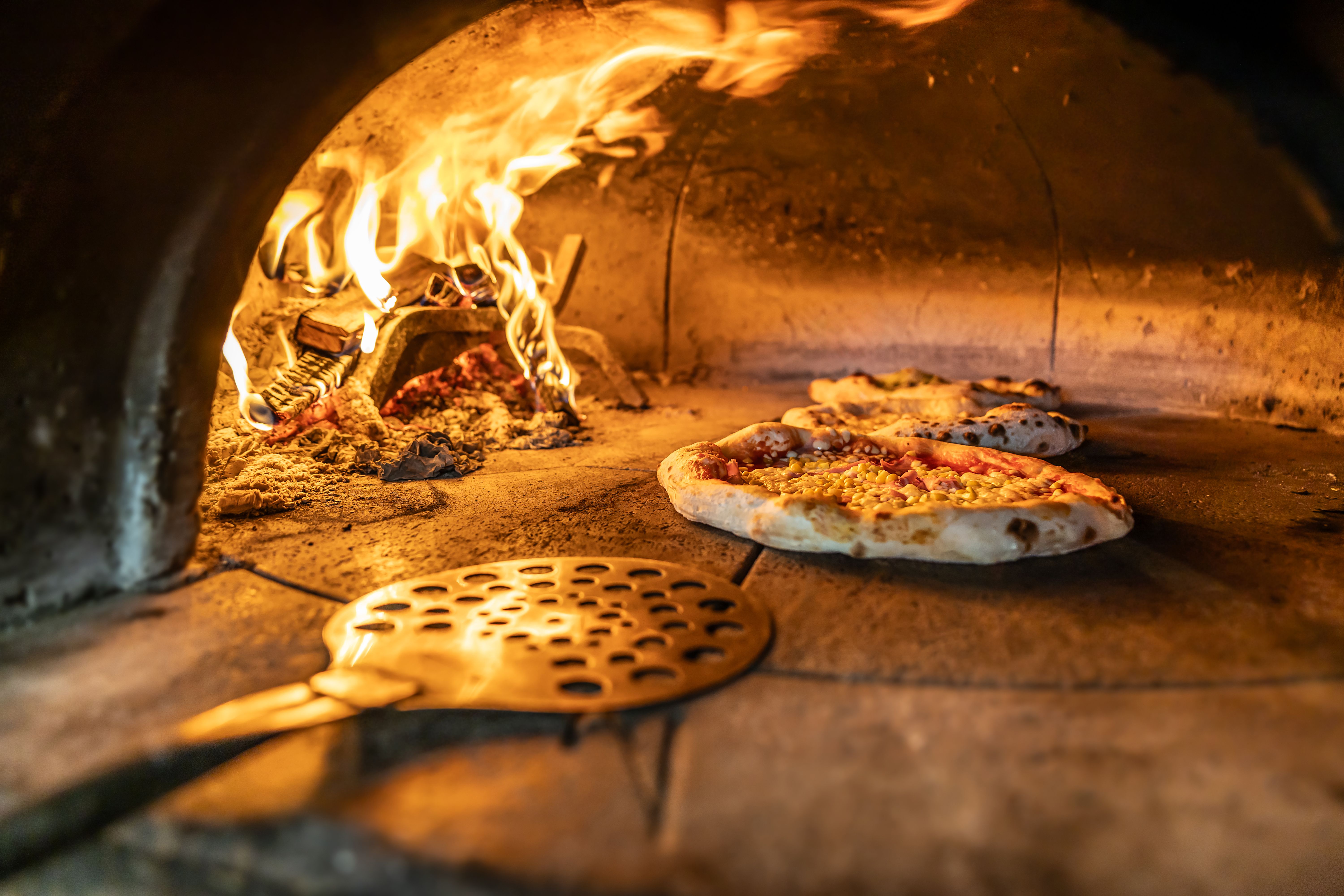 wood fired pizza
