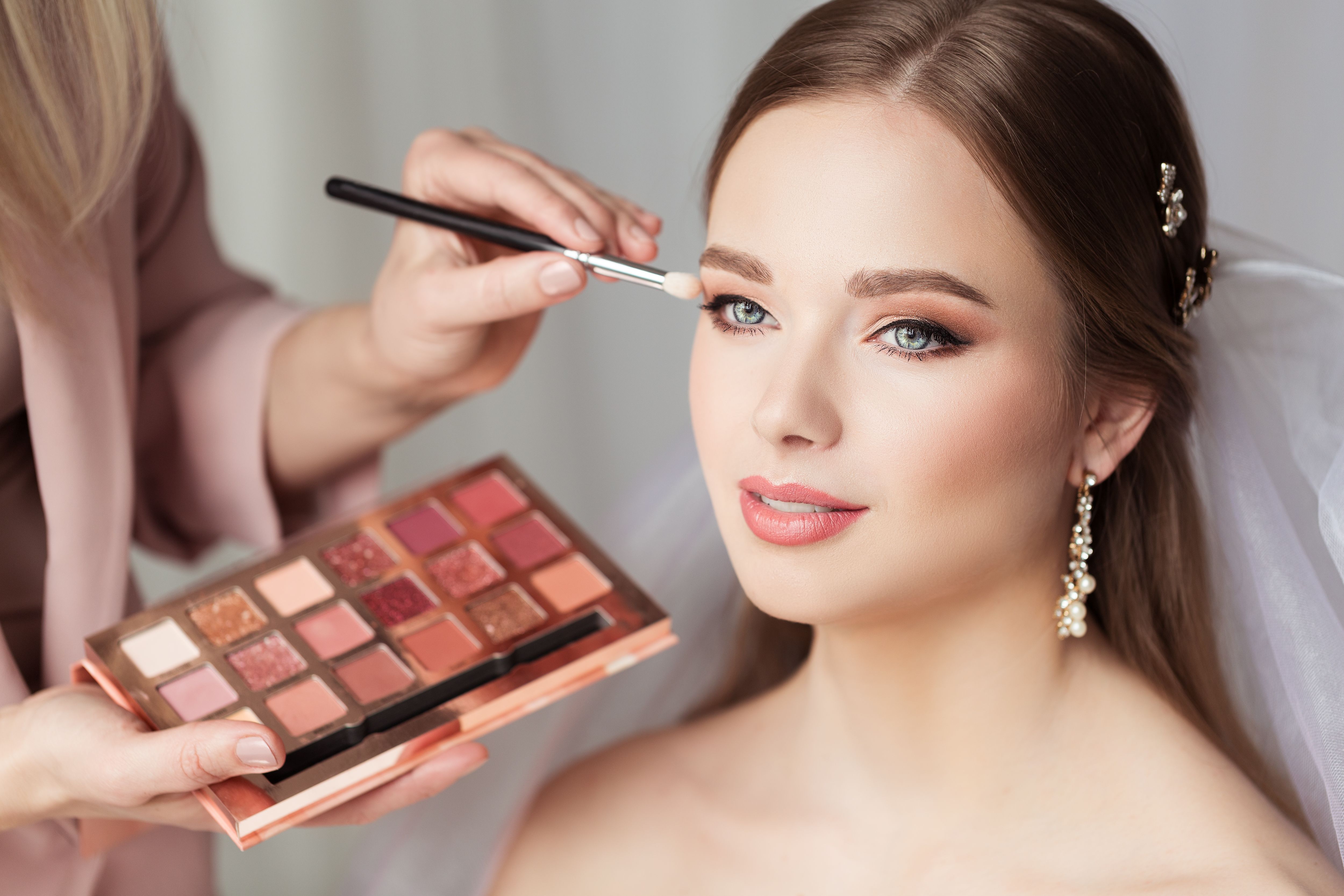 bridal makeup preparation