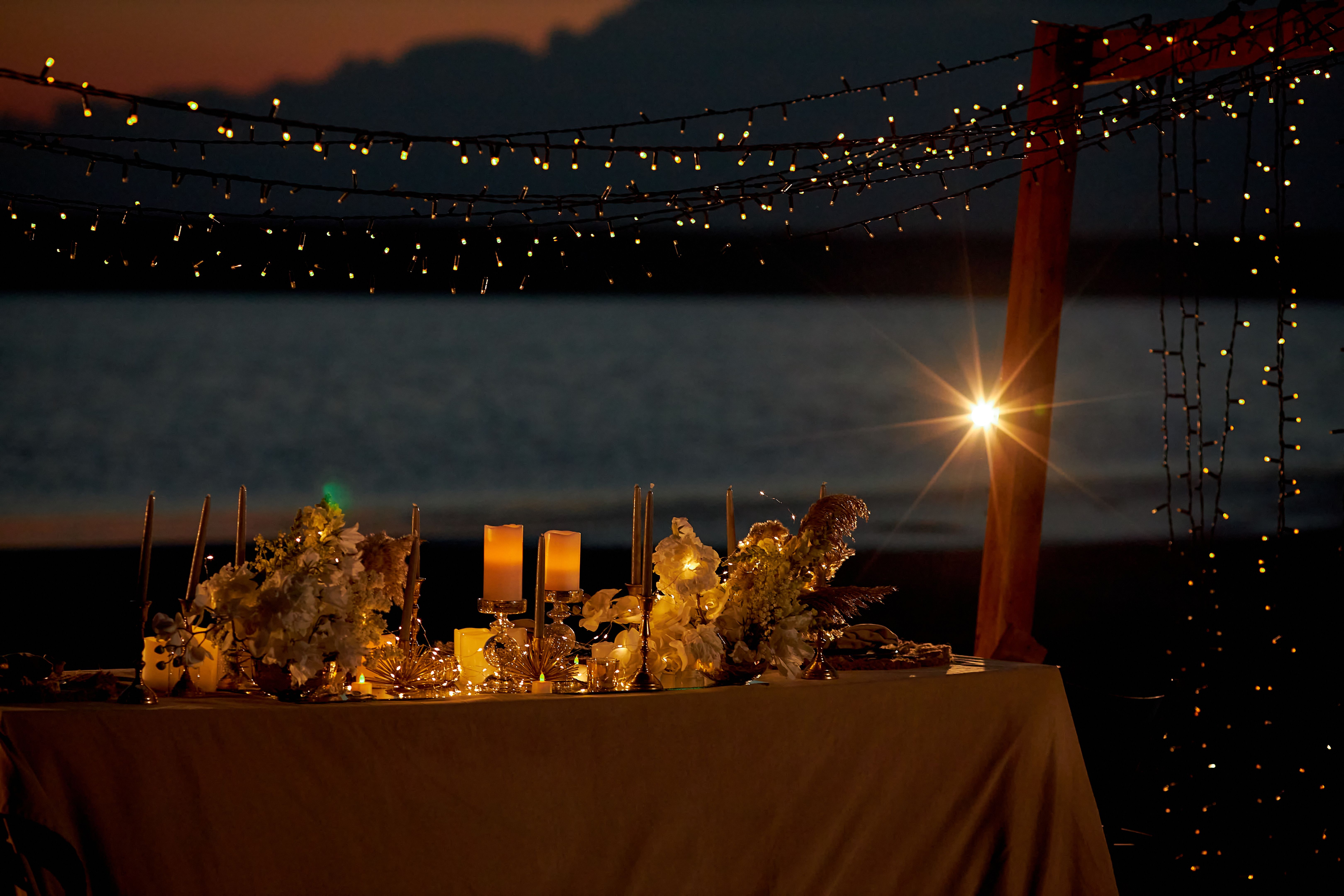 beach event lighting