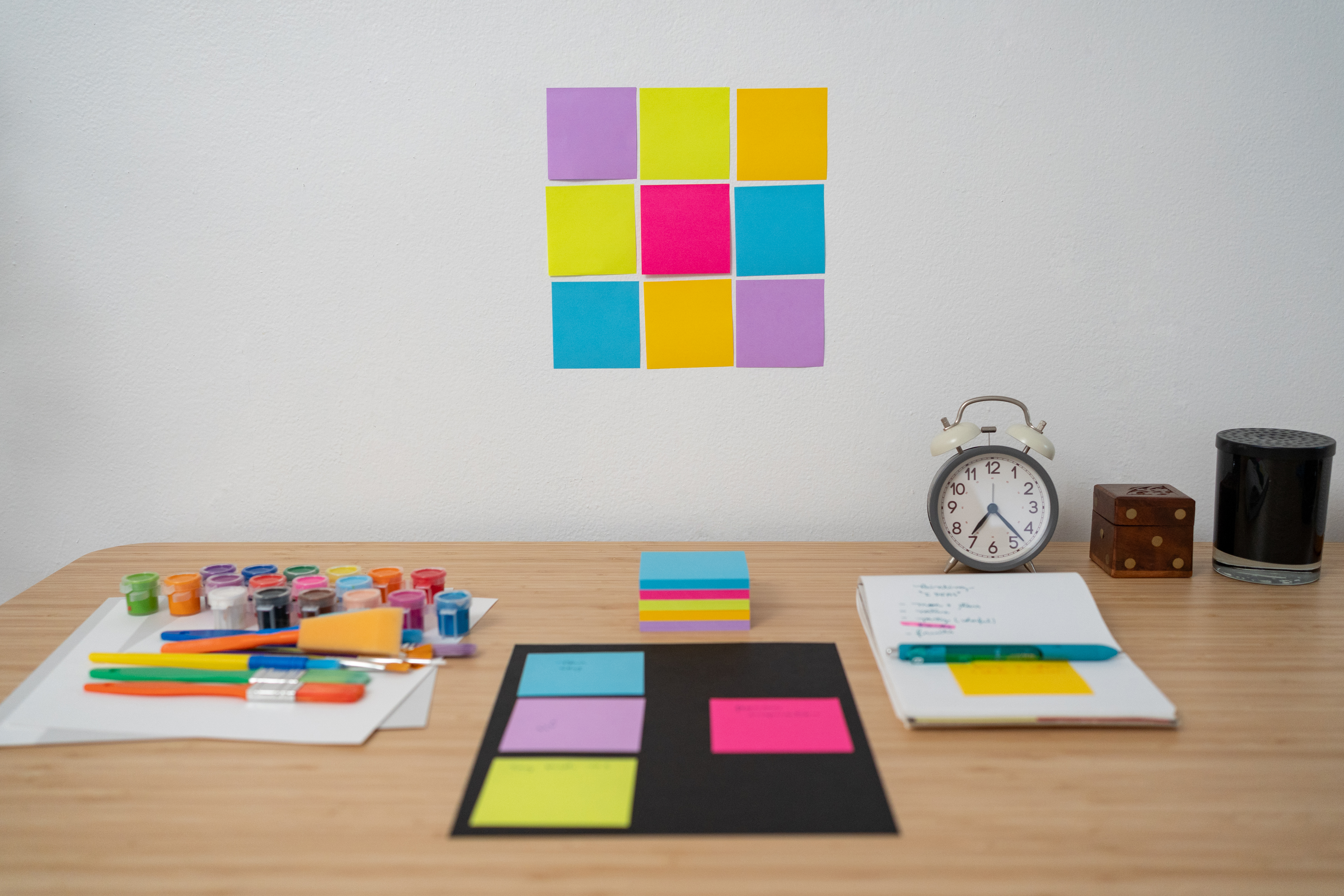 Using colorful post it at home